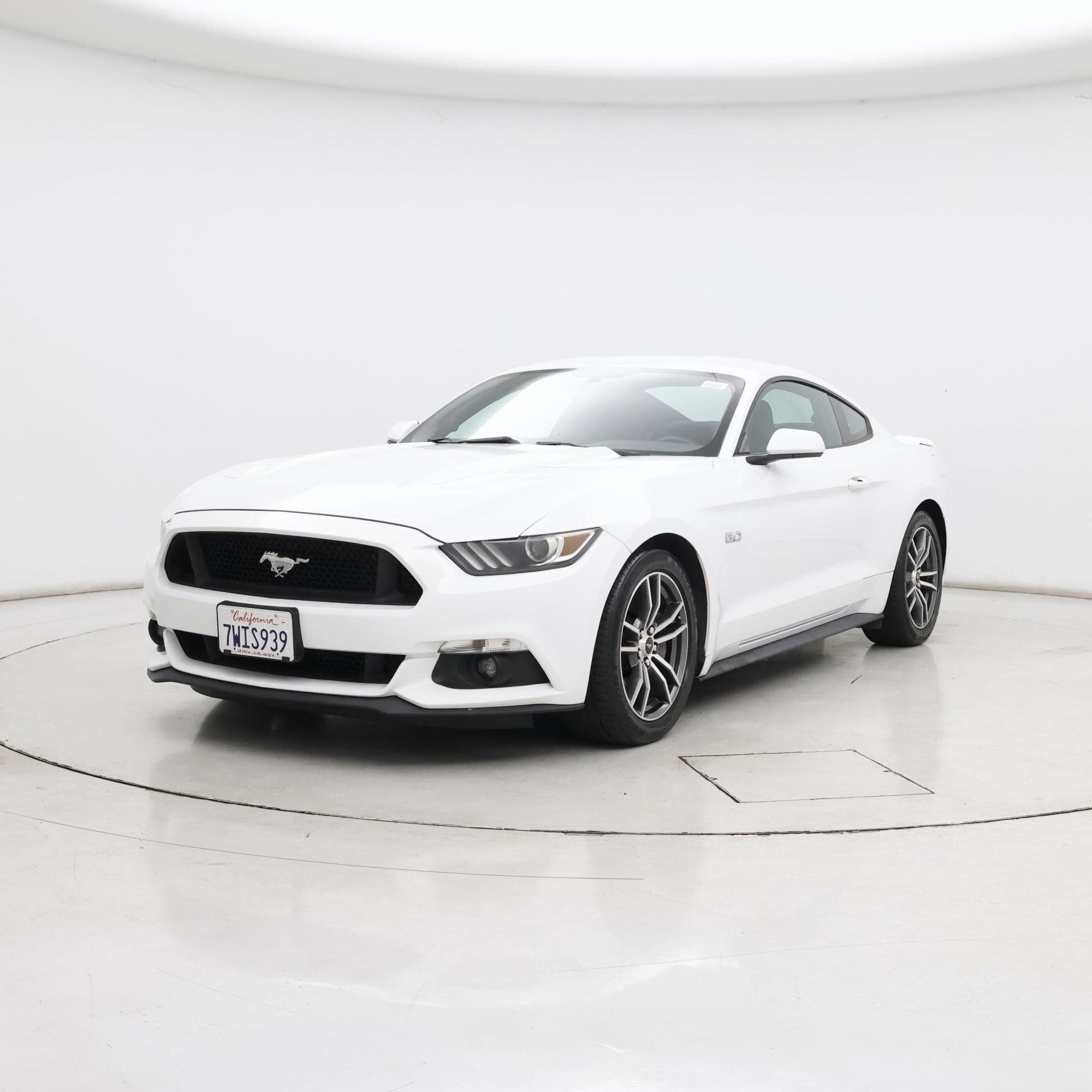 Thumbnail: 2017 Ford Mustang - 4