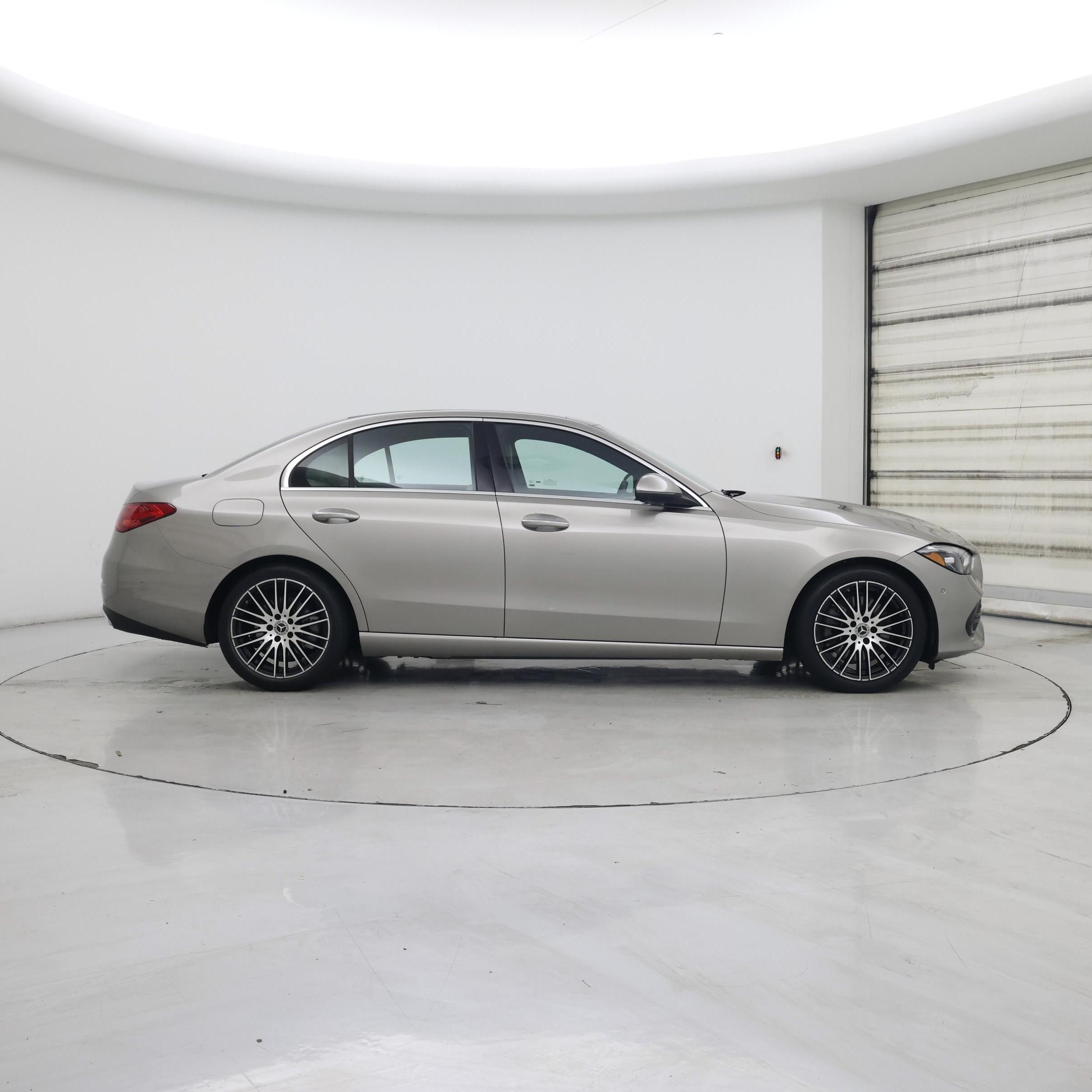Thumbnail: 2022 Mercedes-Benz C-Class - 7
