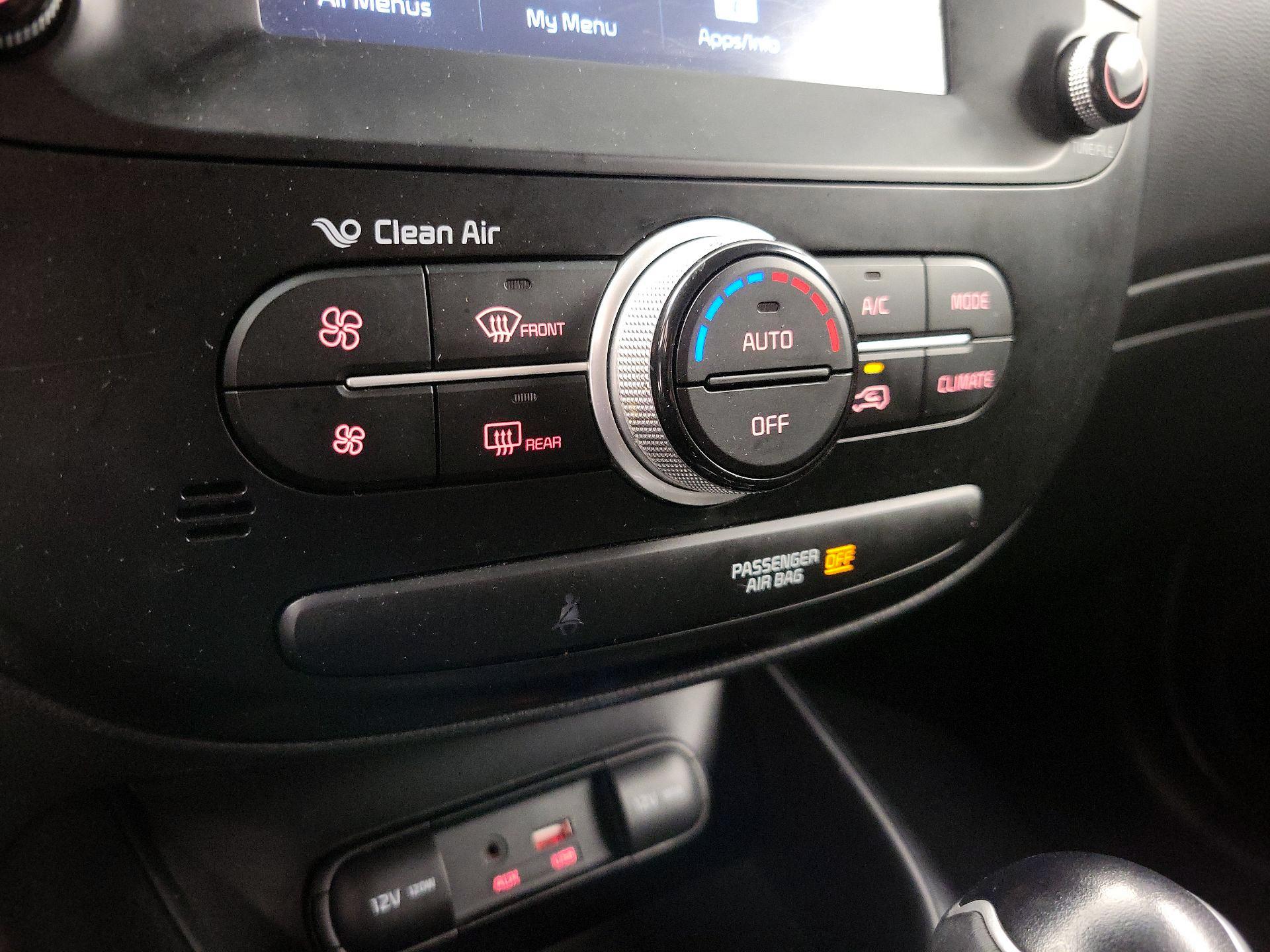 Thumbnail: 2018 Kia Soul - 16
