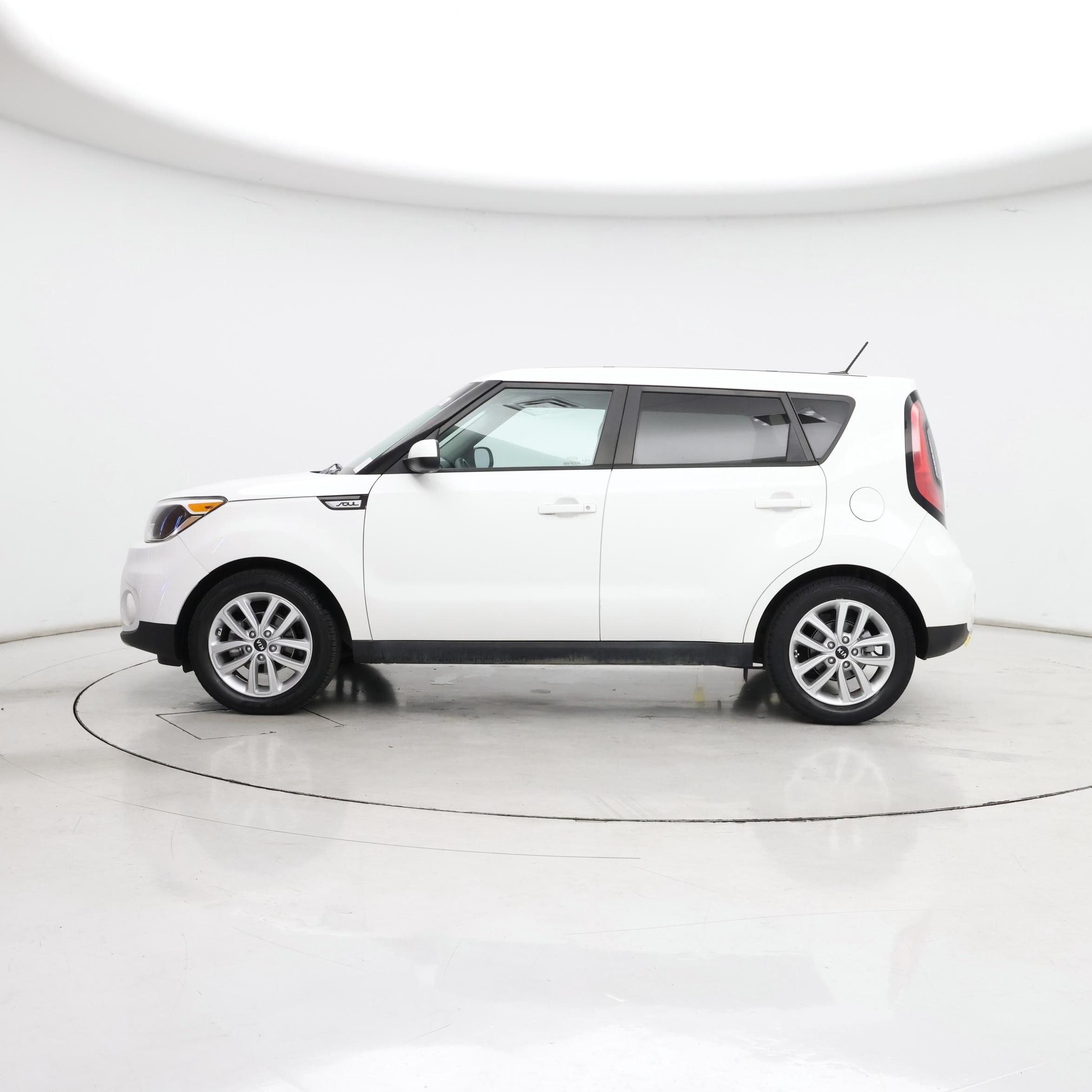 Thumbnail: 2018 Kia Soul - 3