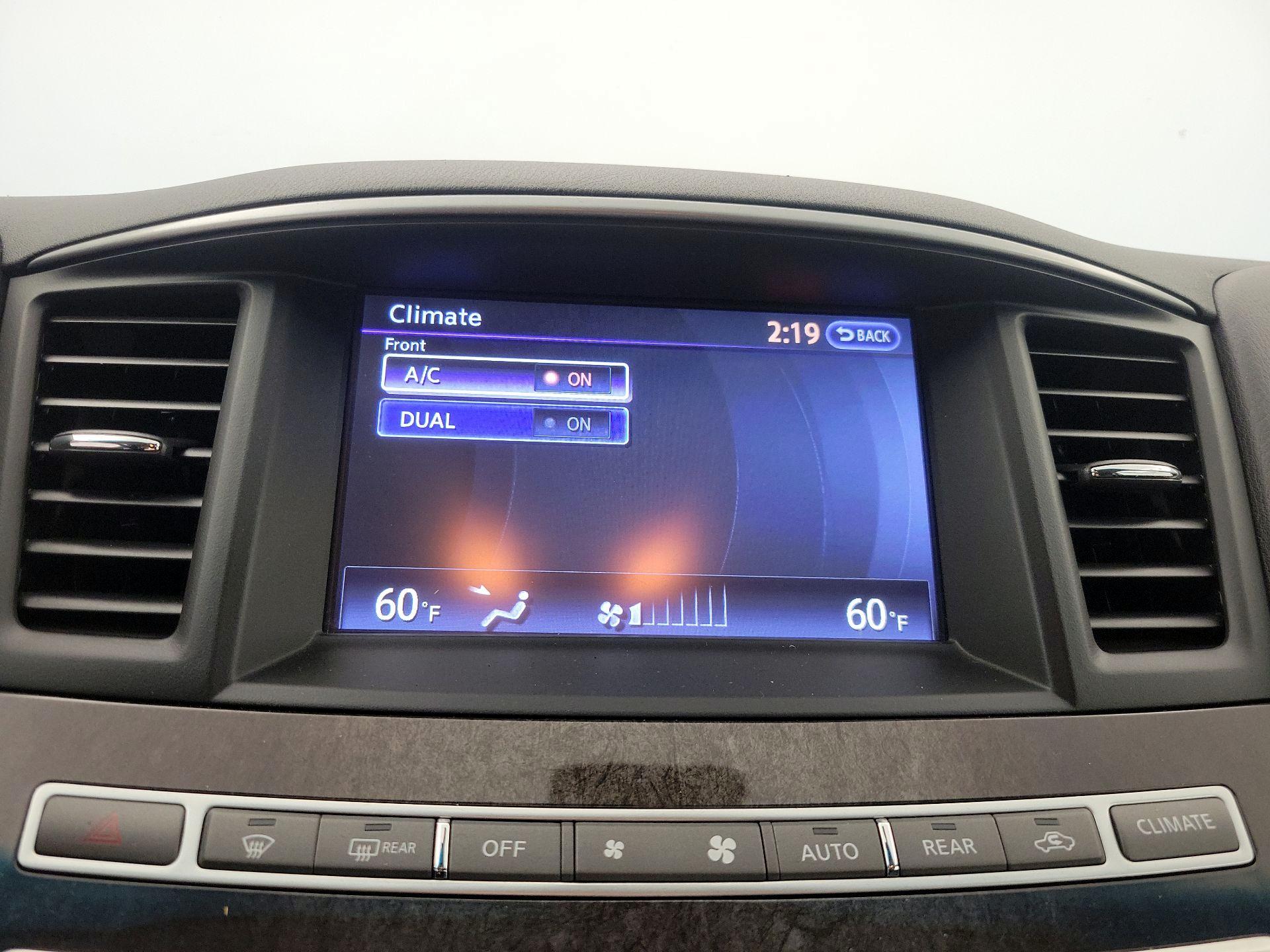 Thumbnail: 2014 INFINITI QX60 - 17