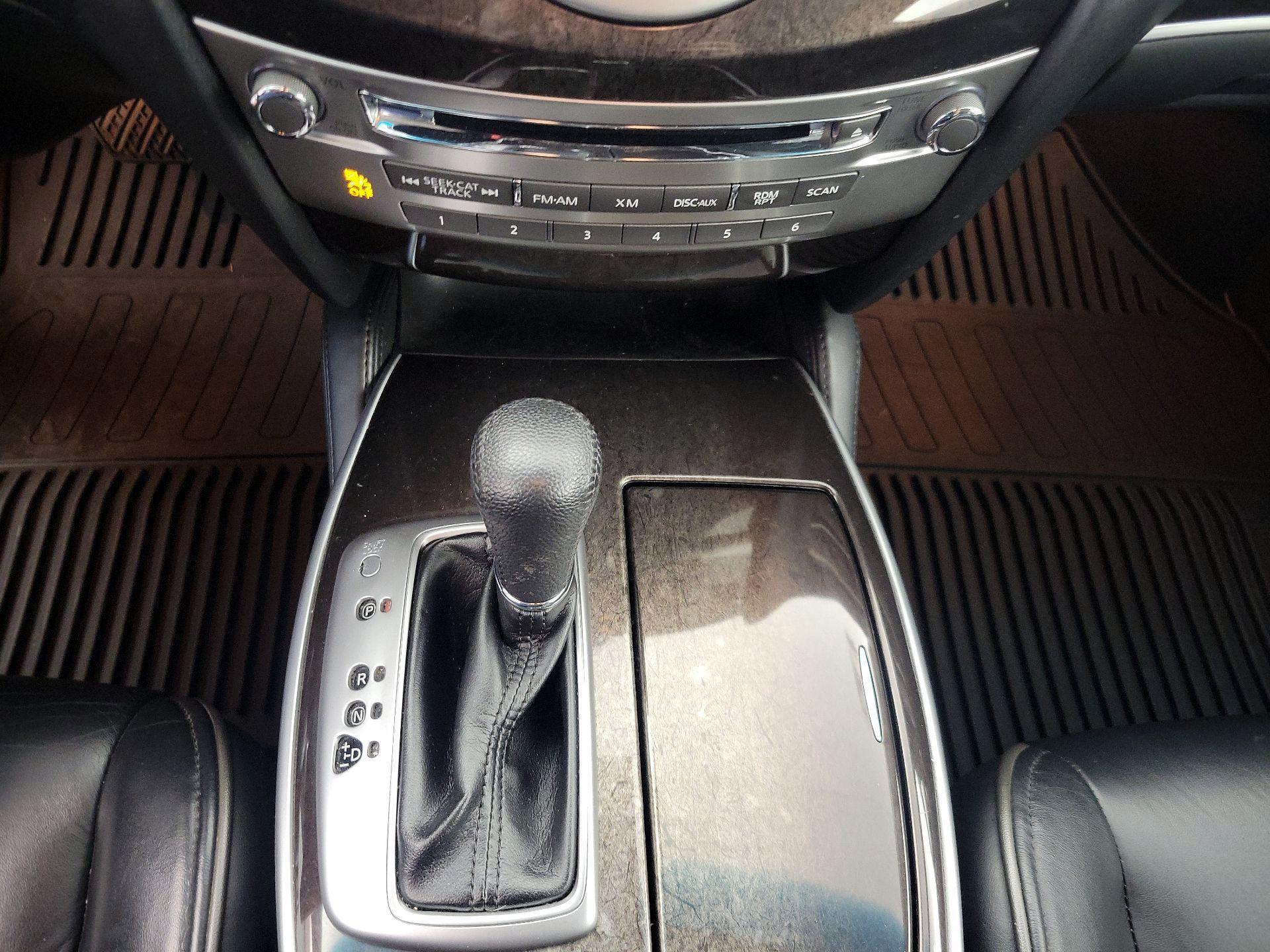 Thumbnail: 2014 INFINITI QX60 - 18