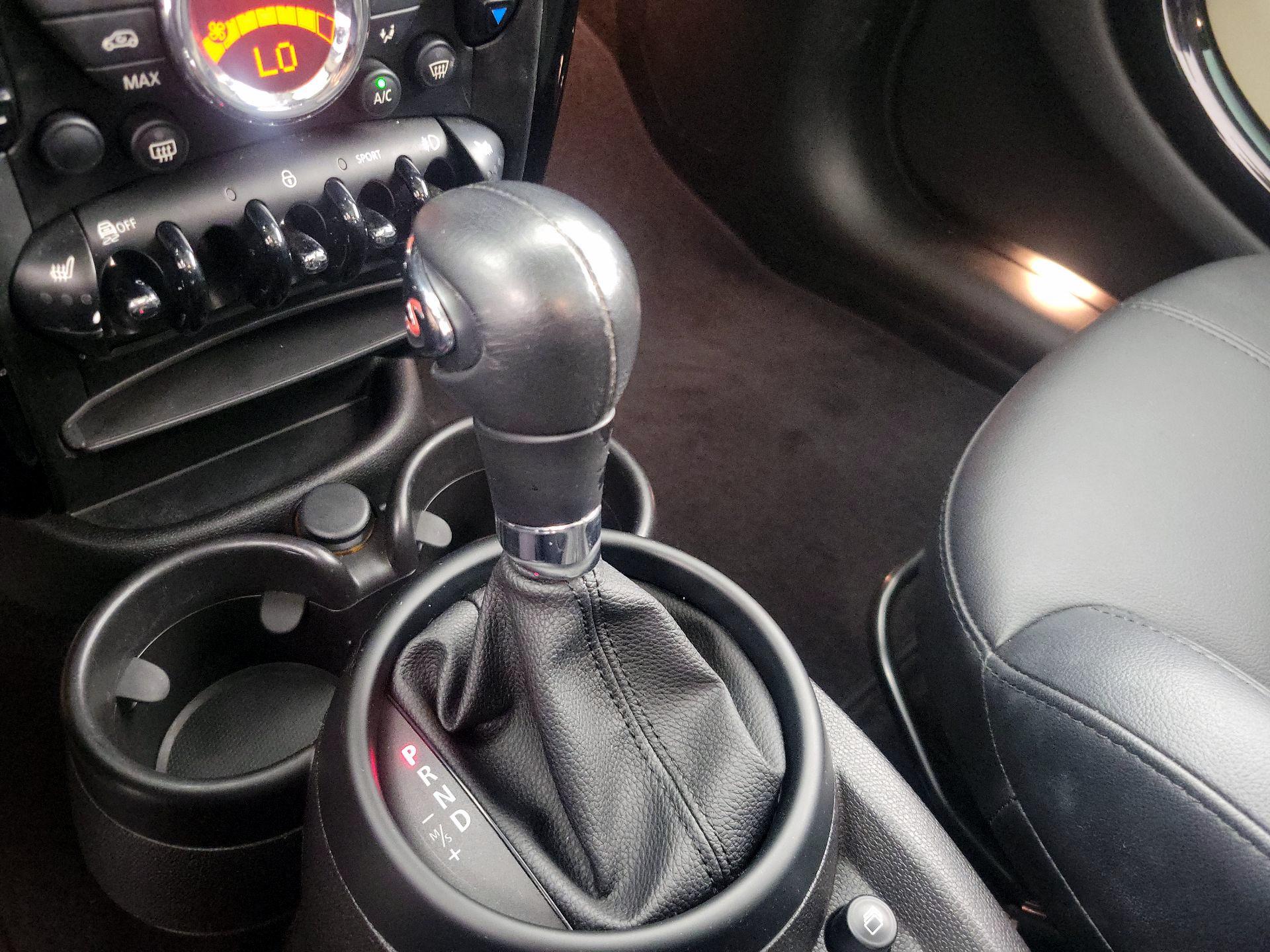 Thumbnail: 2015 MINI Cooper Countryman - 15
