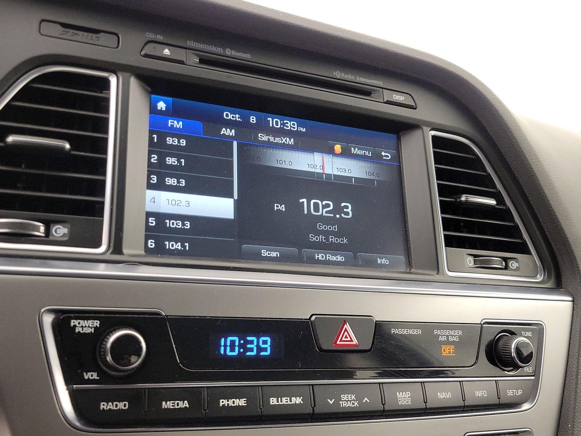 Thumbnail: 2015 Hyundai Sonata - 16