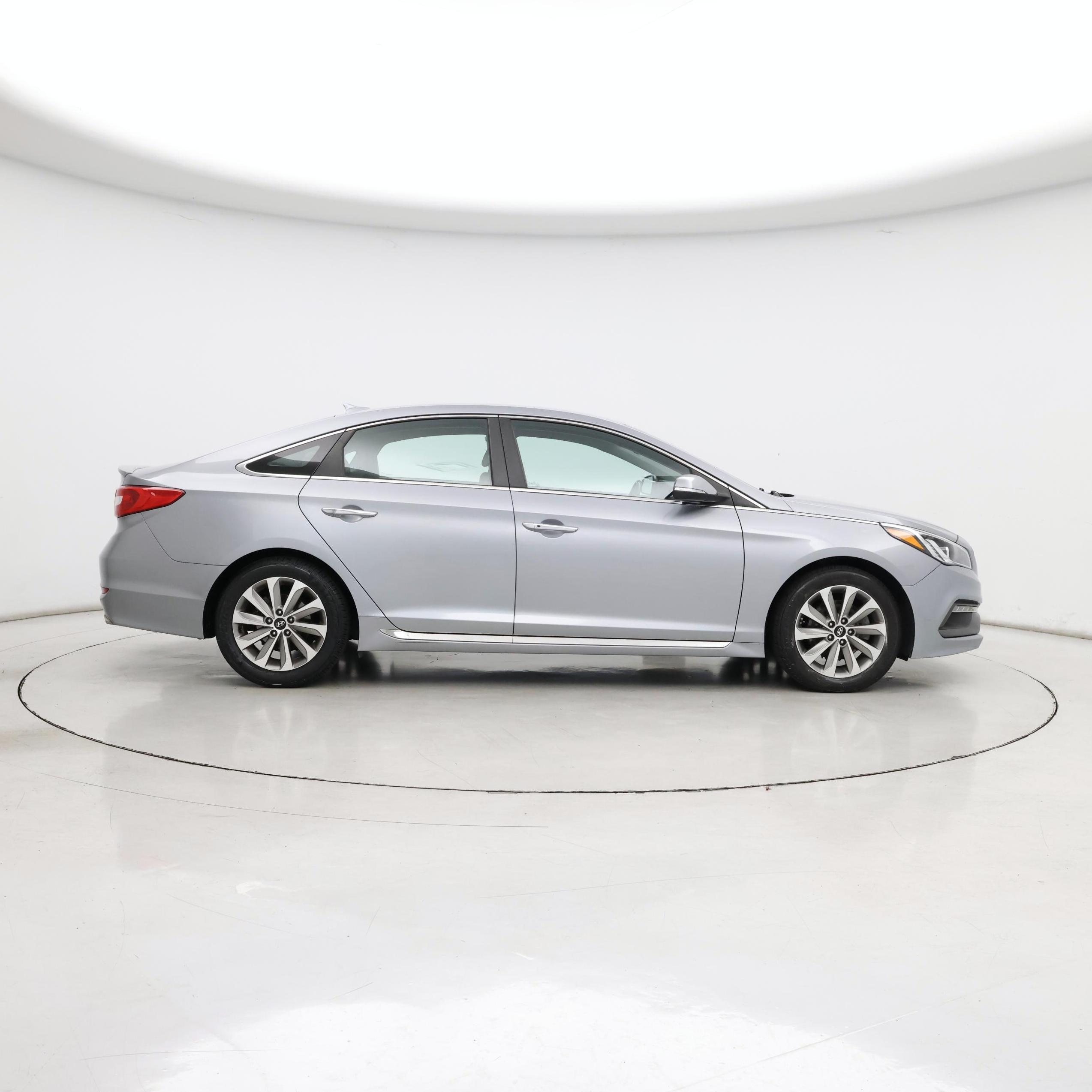 Thumbnail: 2015 Hyundai Sonata - 7