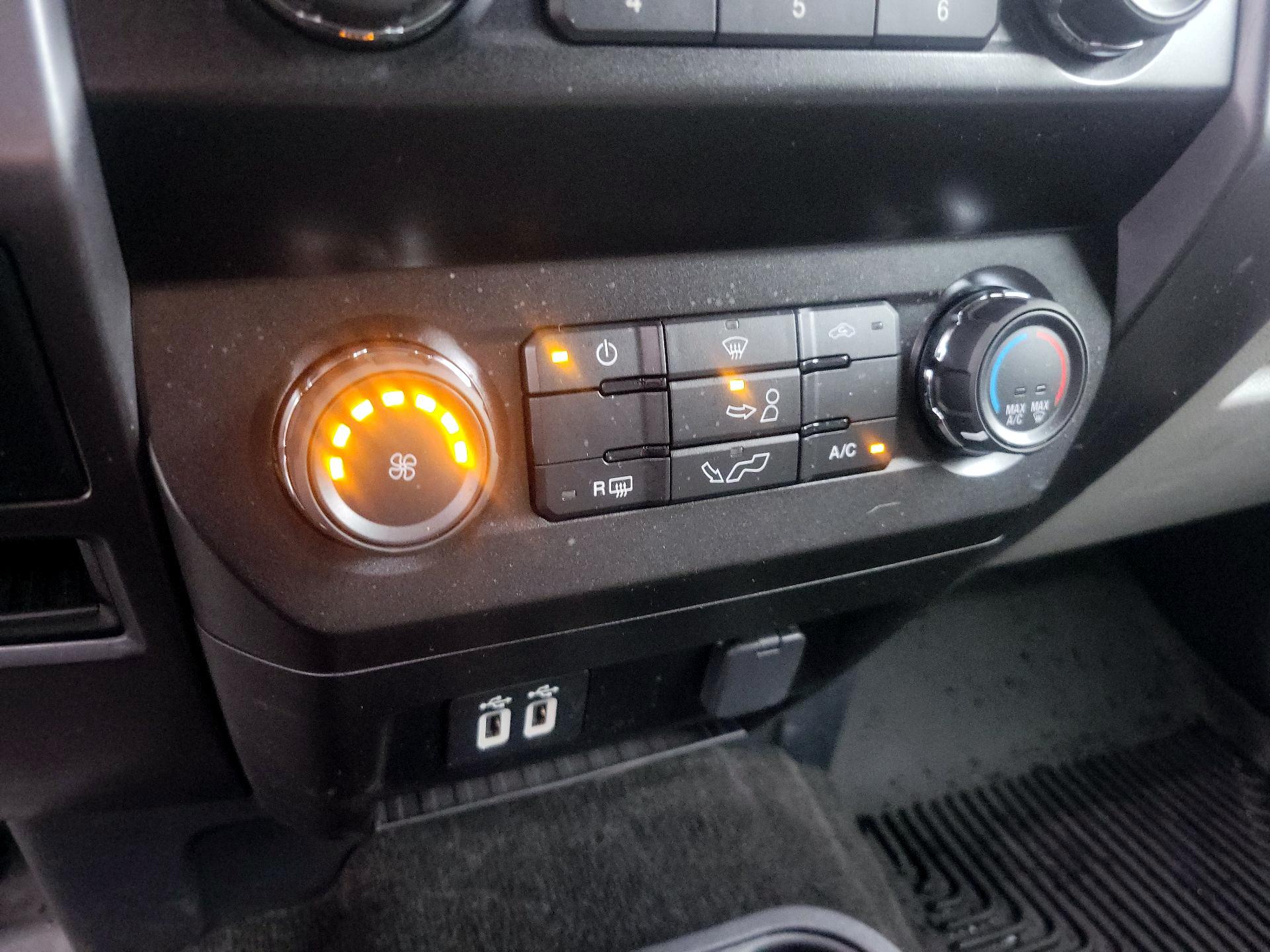 Thumbnail: 2019 Ford F-150 - 16