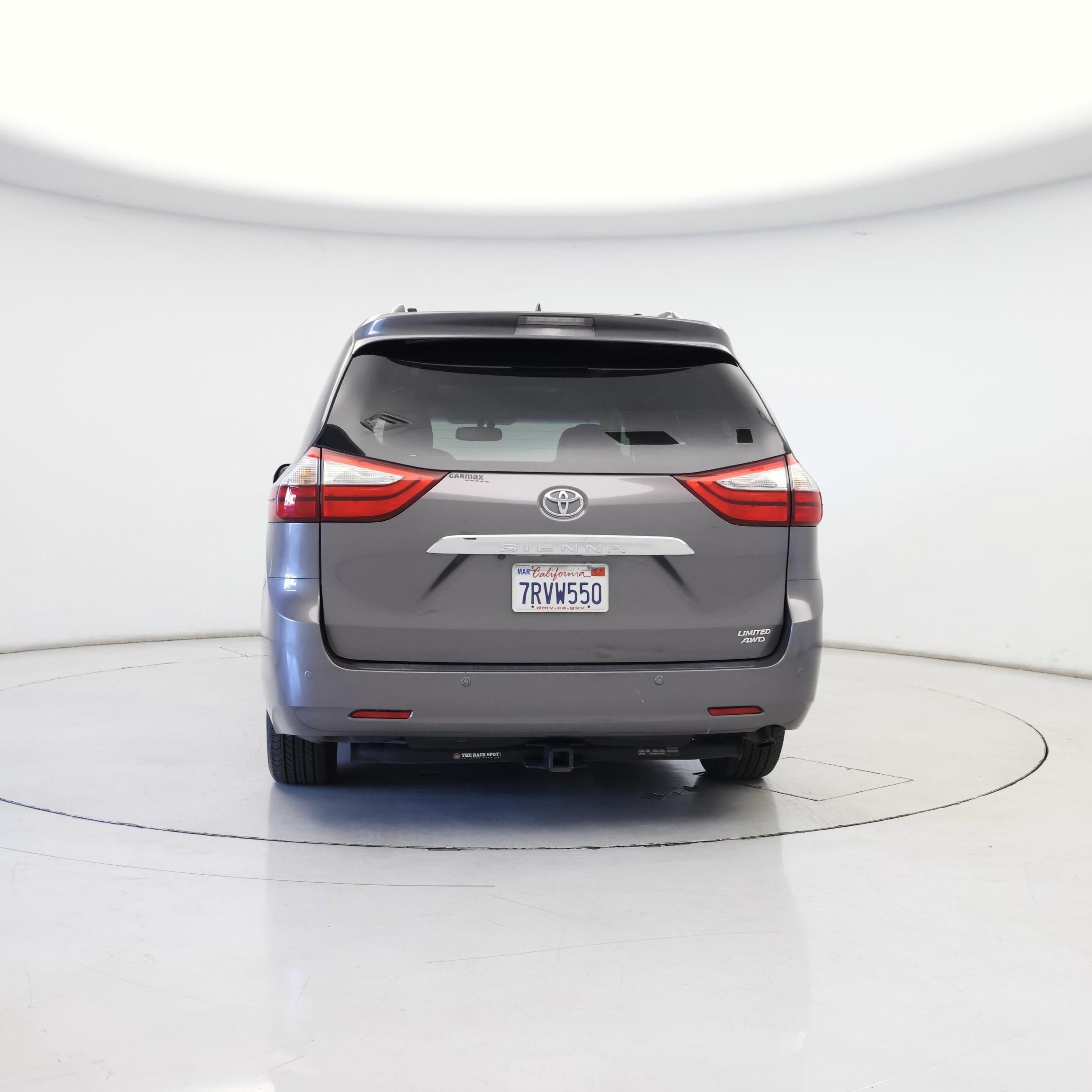 Thumbnail: 2015 Toyota Sienna - 6