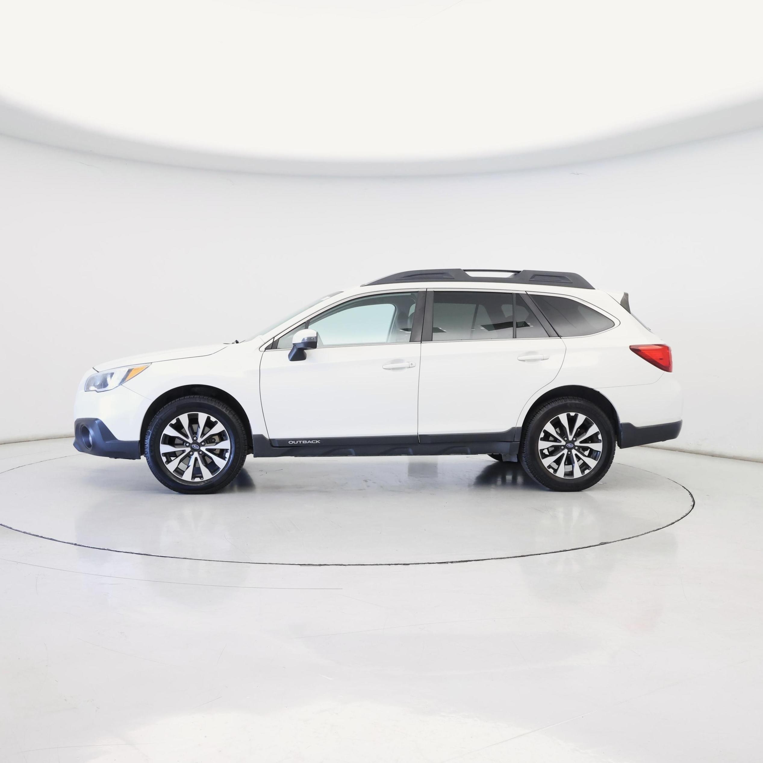 Thumbnail: 2015 Subaru Outback - 3