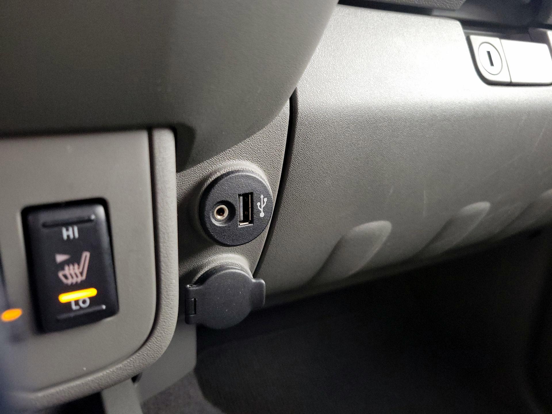 Thumbnail: 2019 Nissan Frontier - 19