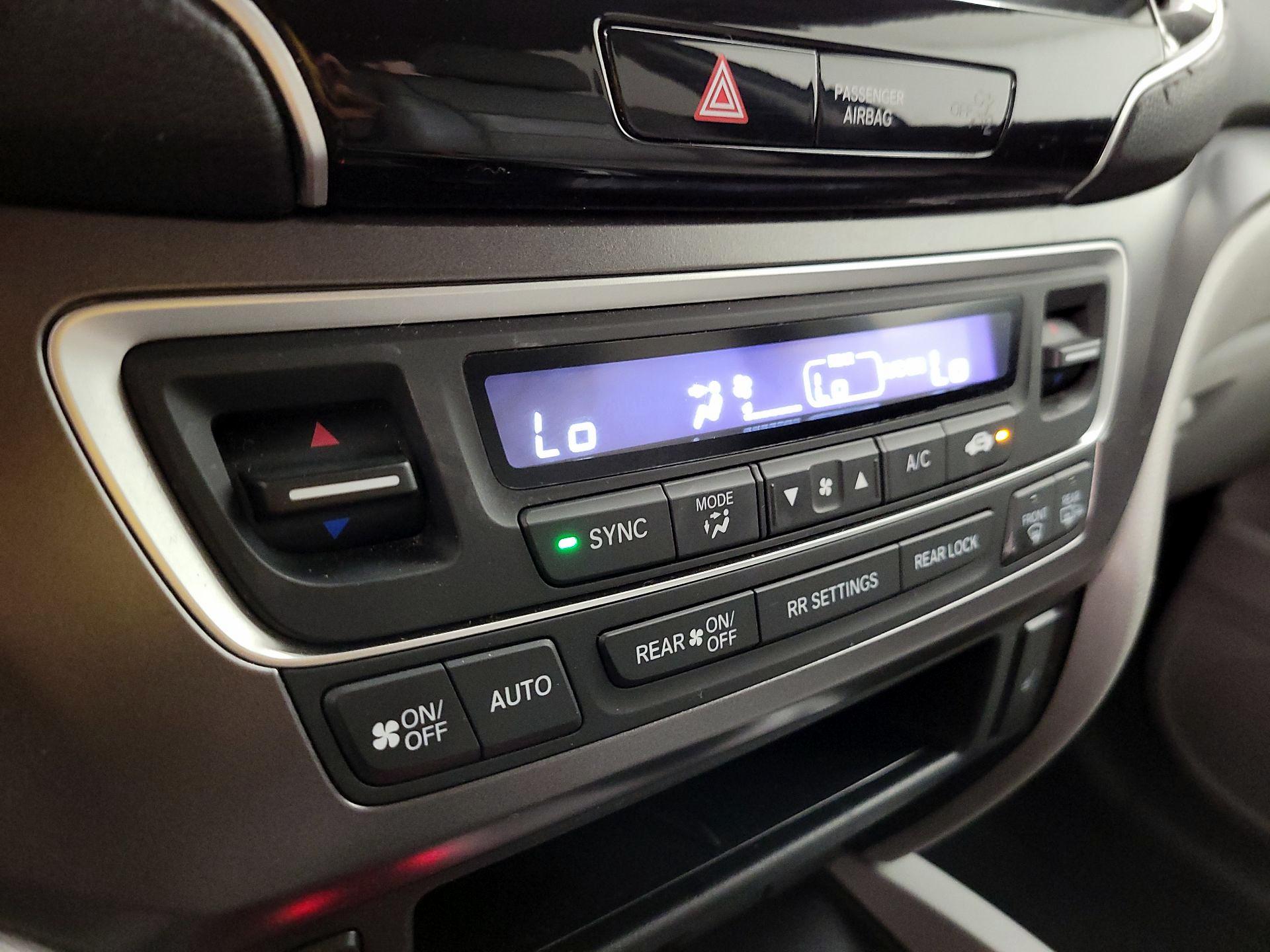 Thumbnail: 2021 Honda Pilot - 16