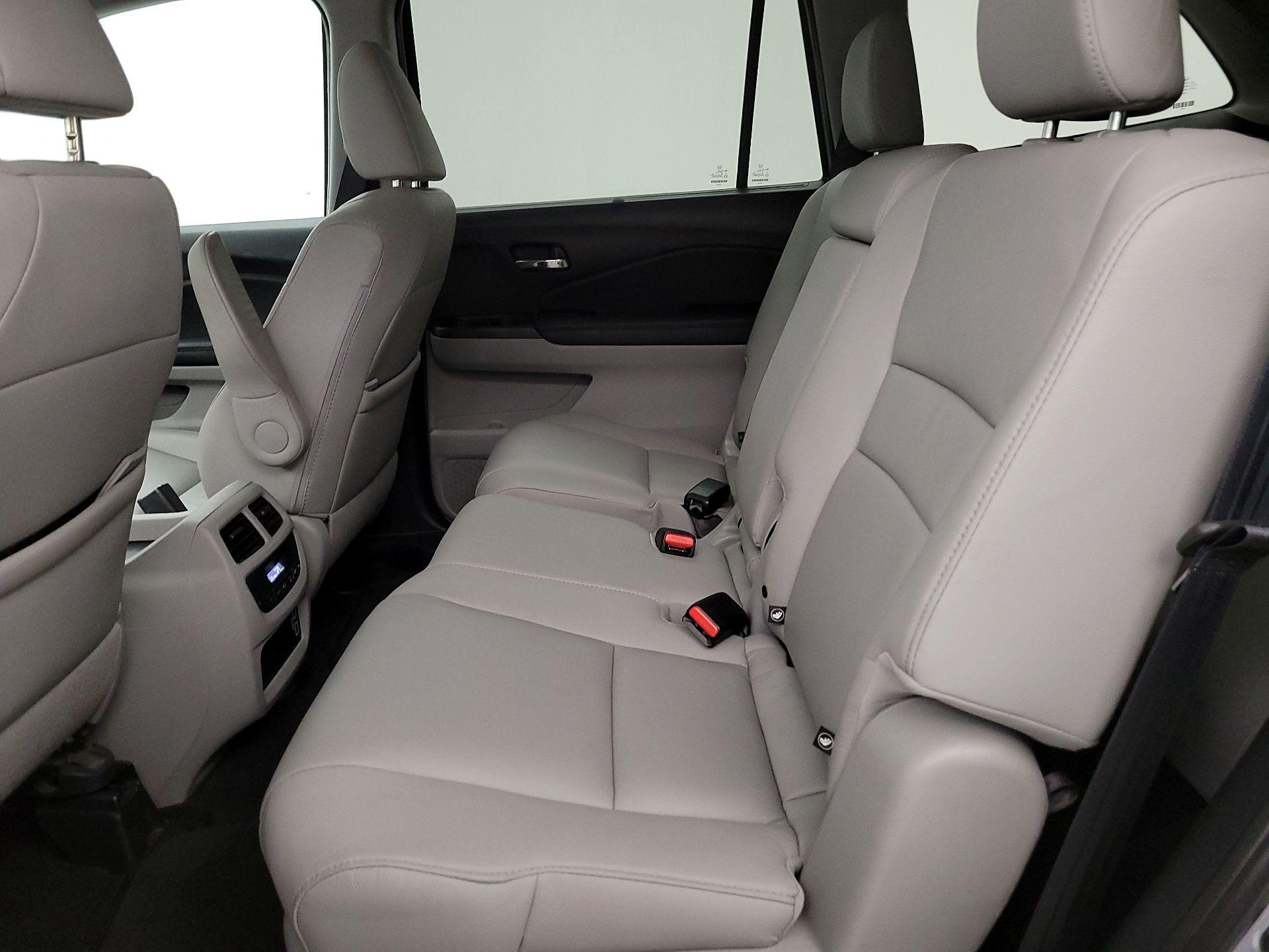 Thumbnail: 2021 Honda Pilot - 20