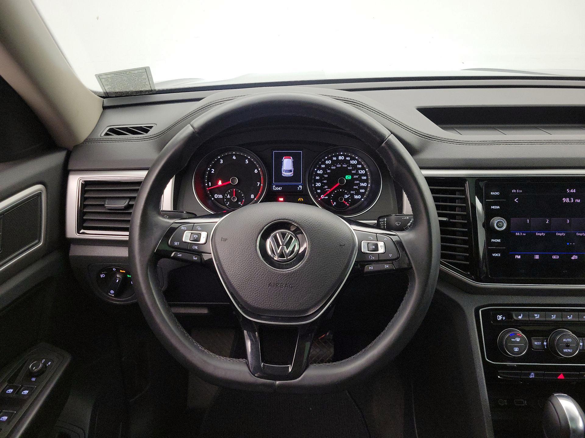 Thumbnail: 2018 Volkswagen Atlas - 10