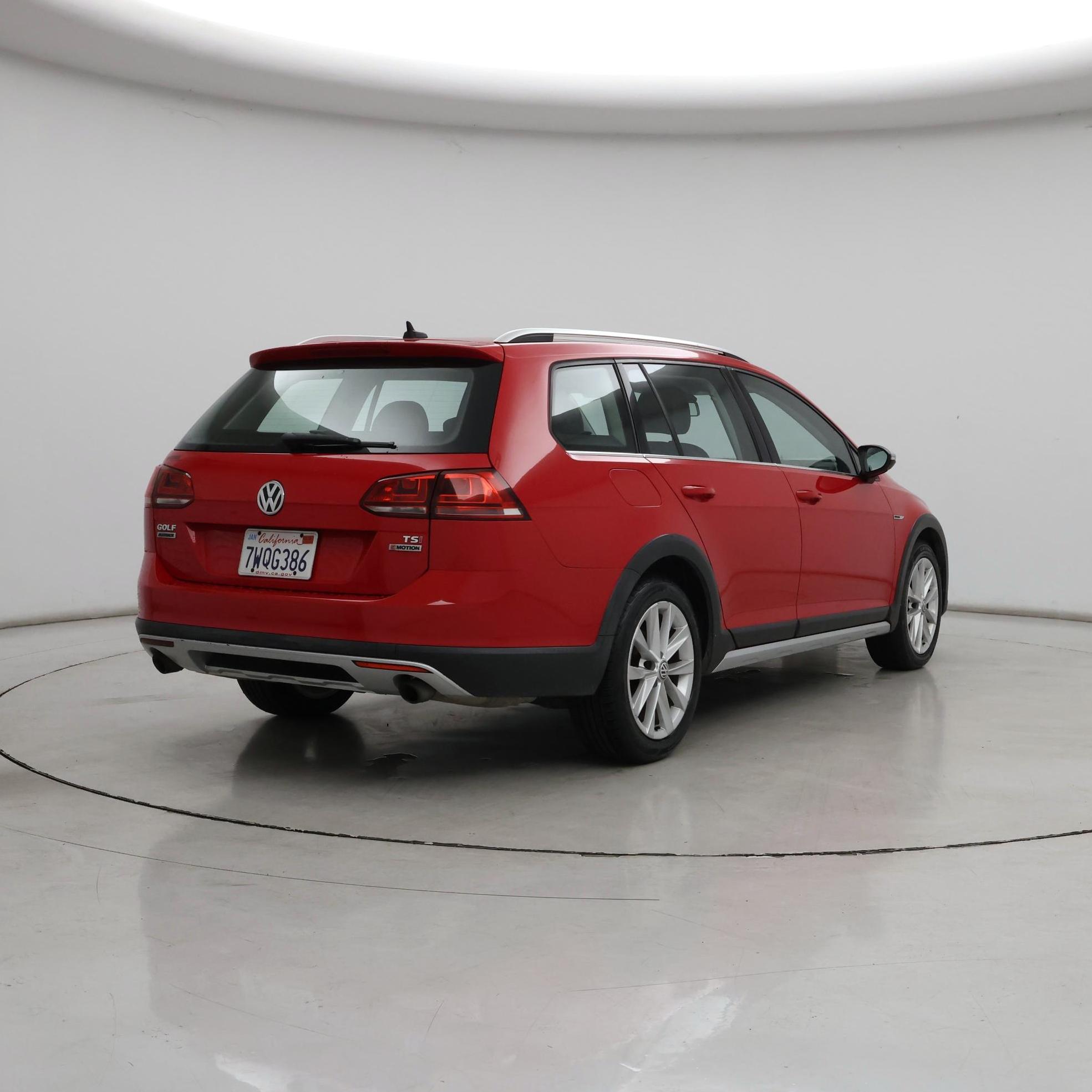 Thumbnail: 2017 Volkswagen Golf - 8