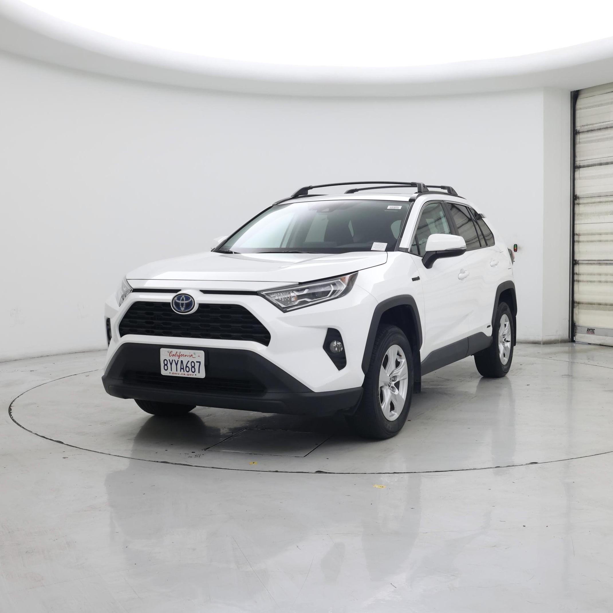 Thumbnail: 2021 Toyota RAV4 - 4