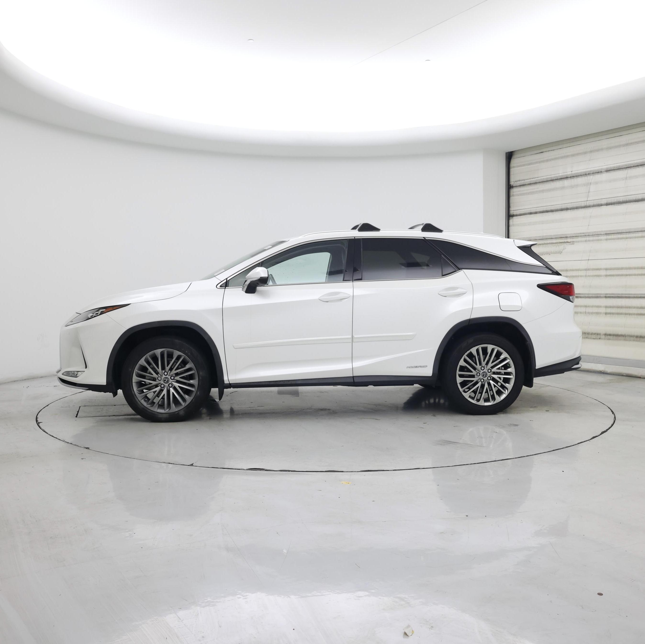 Thumbnail: 2020 Lexus RX - 3