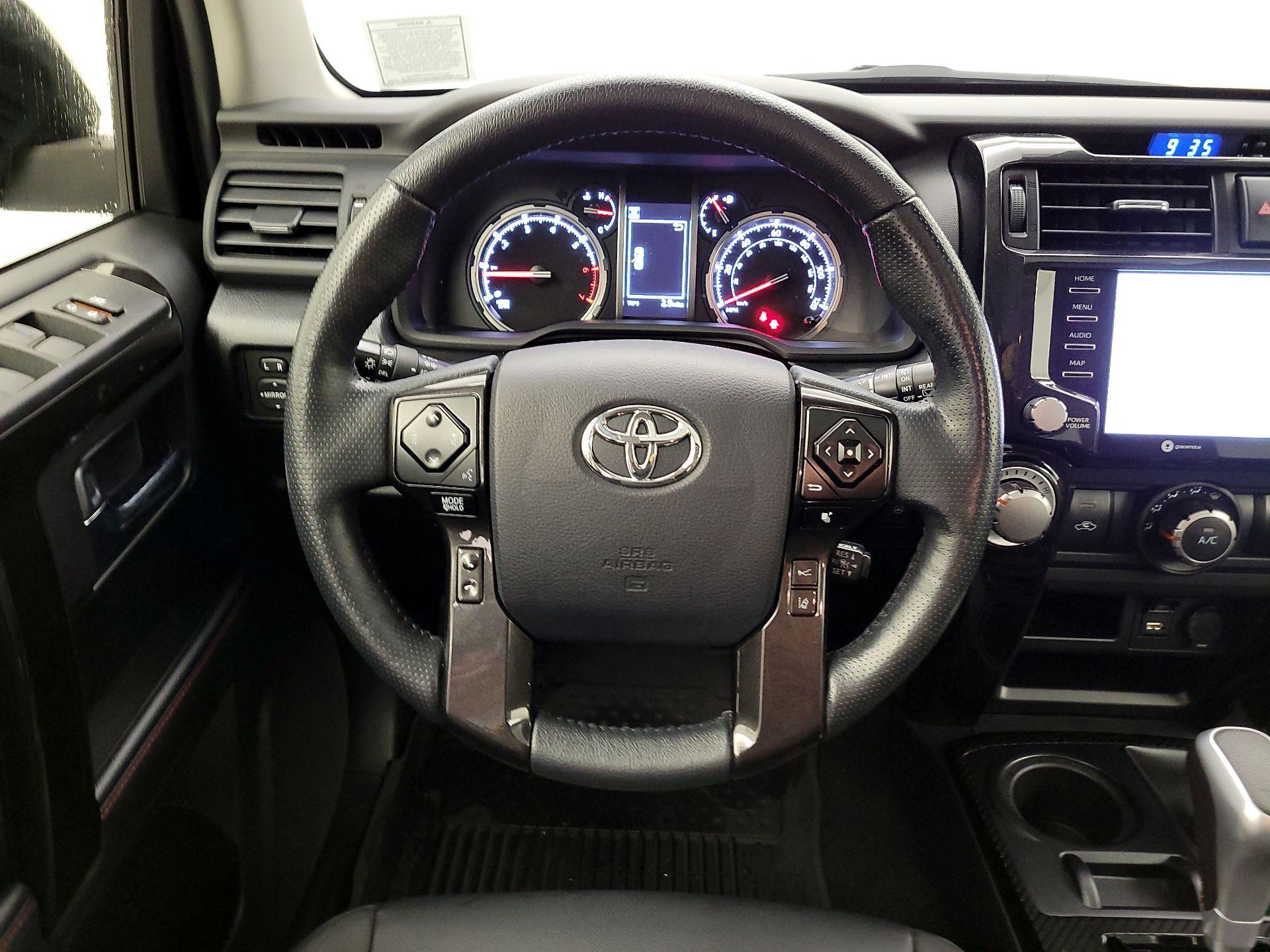 Thumbnail: 2023 Toyota 4Runner - 10