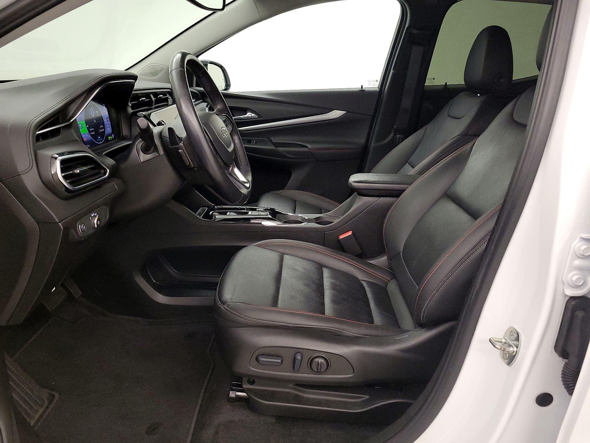 Thumbnail: 2023 Chevrolet Bolt EUV - 11