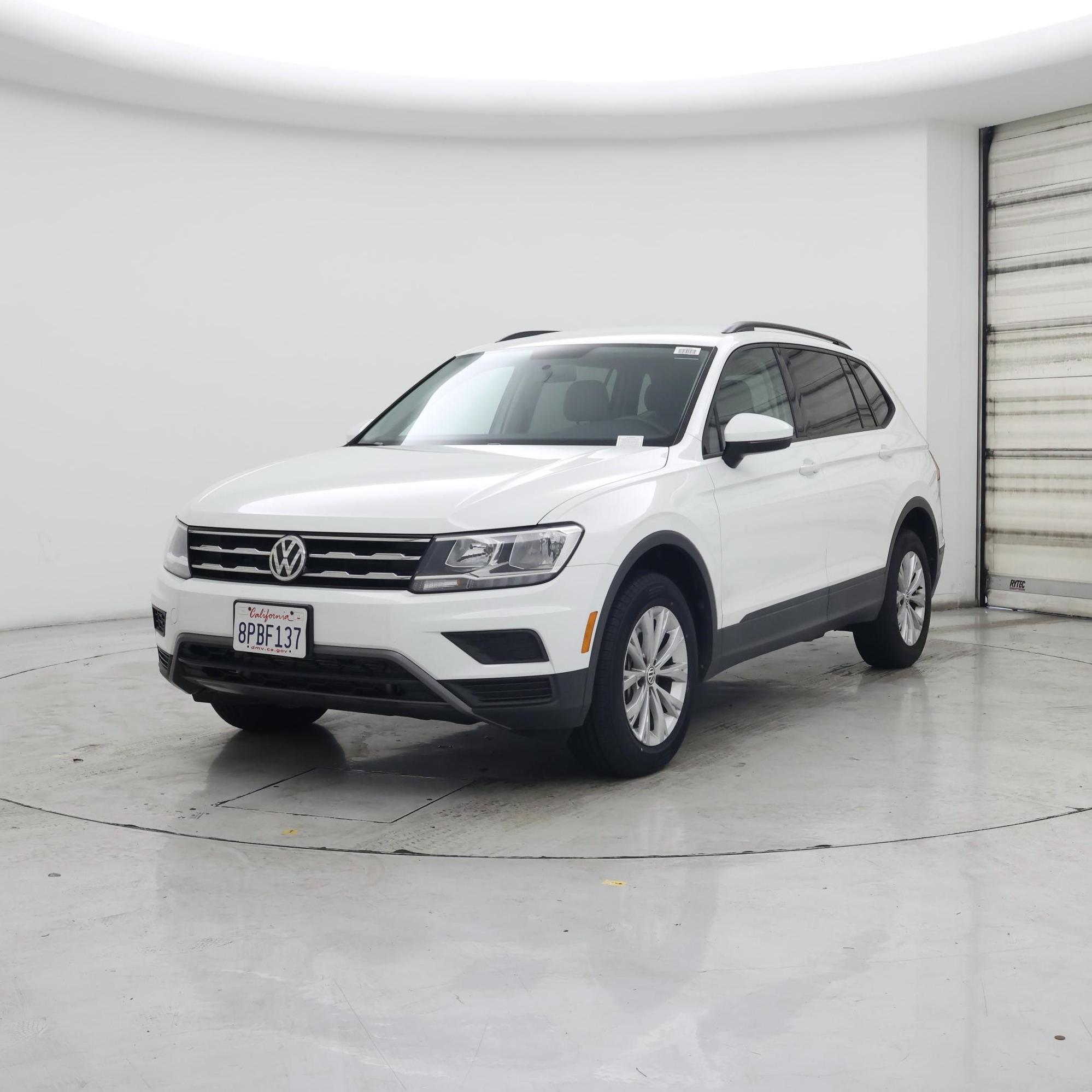 Thumbnail: 2020 Volkswagen Tiguan - 4
