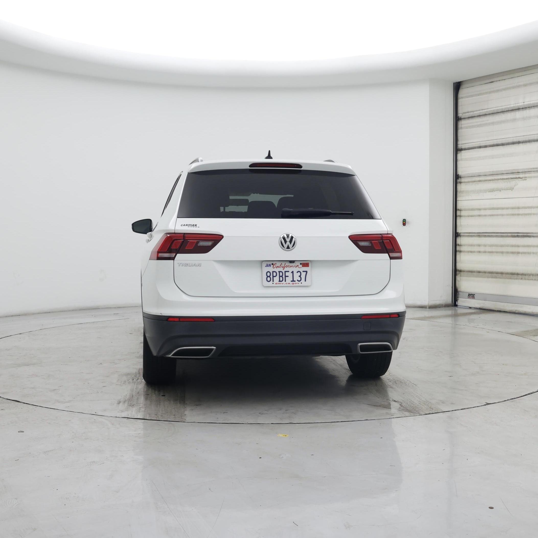 Thumbnail: 2020 Volkswagen Tiguan - 6
