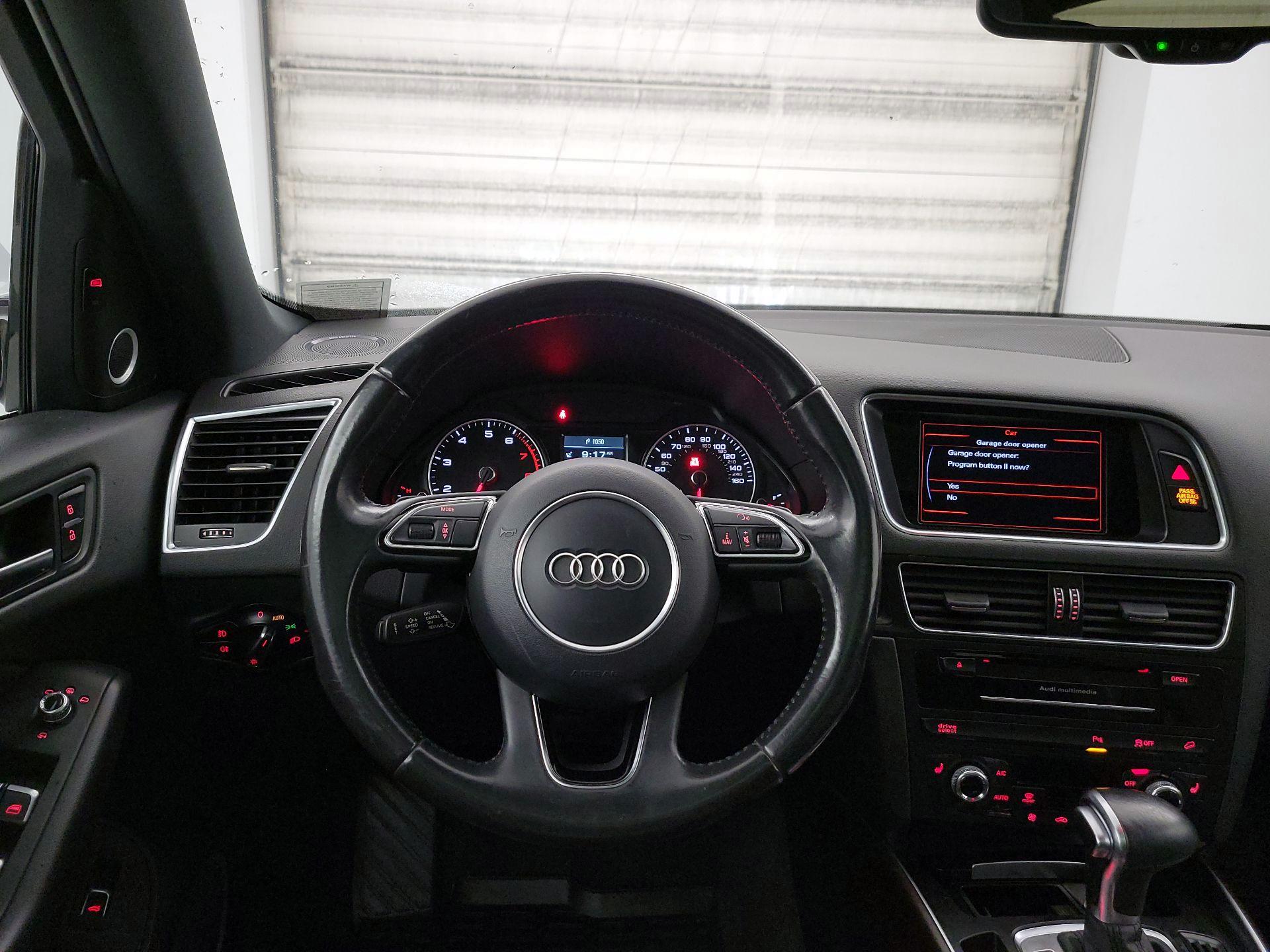Thumbnail: 2016 Audi Q5 - 10