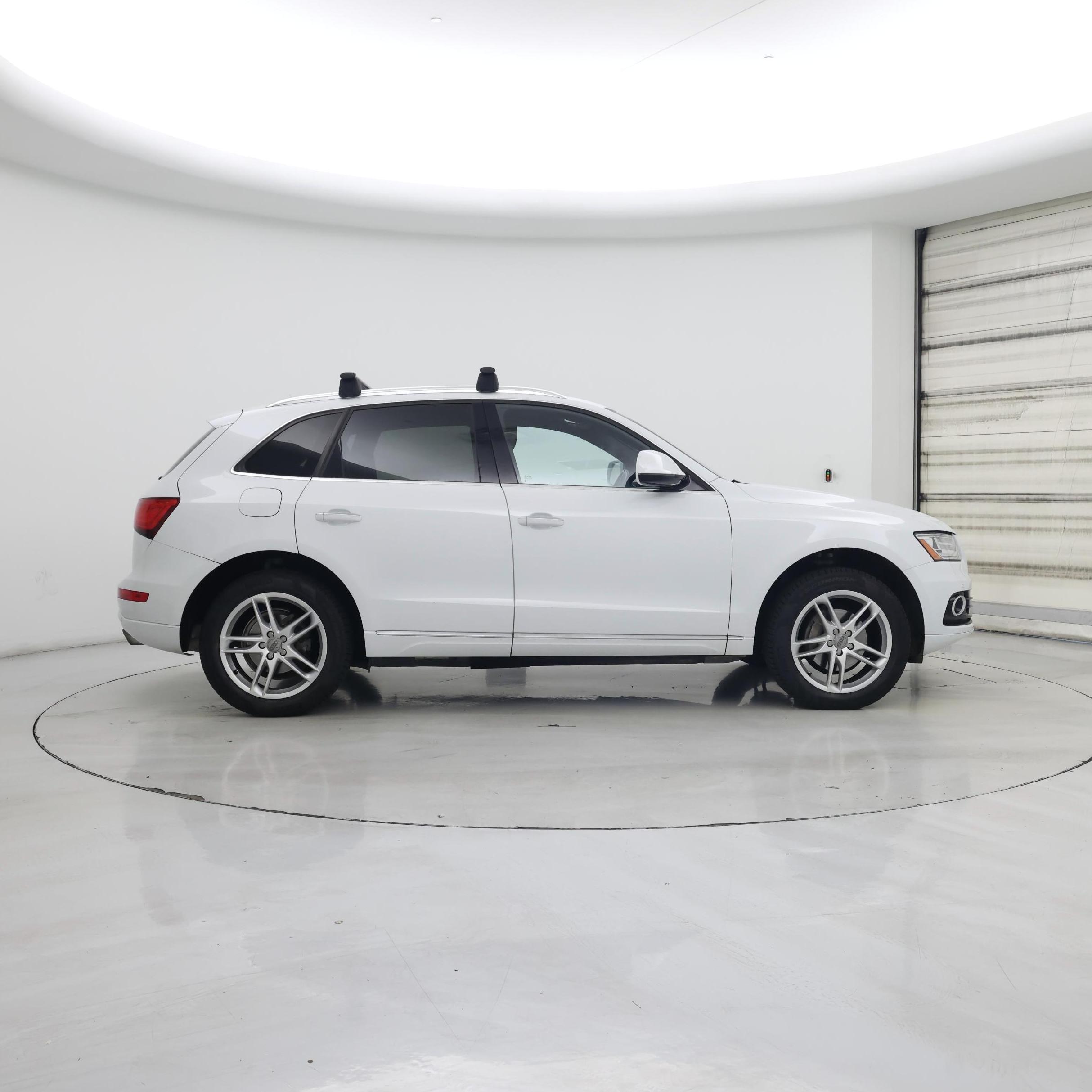 Thumbnail: 2016 Audi Q5 - 7