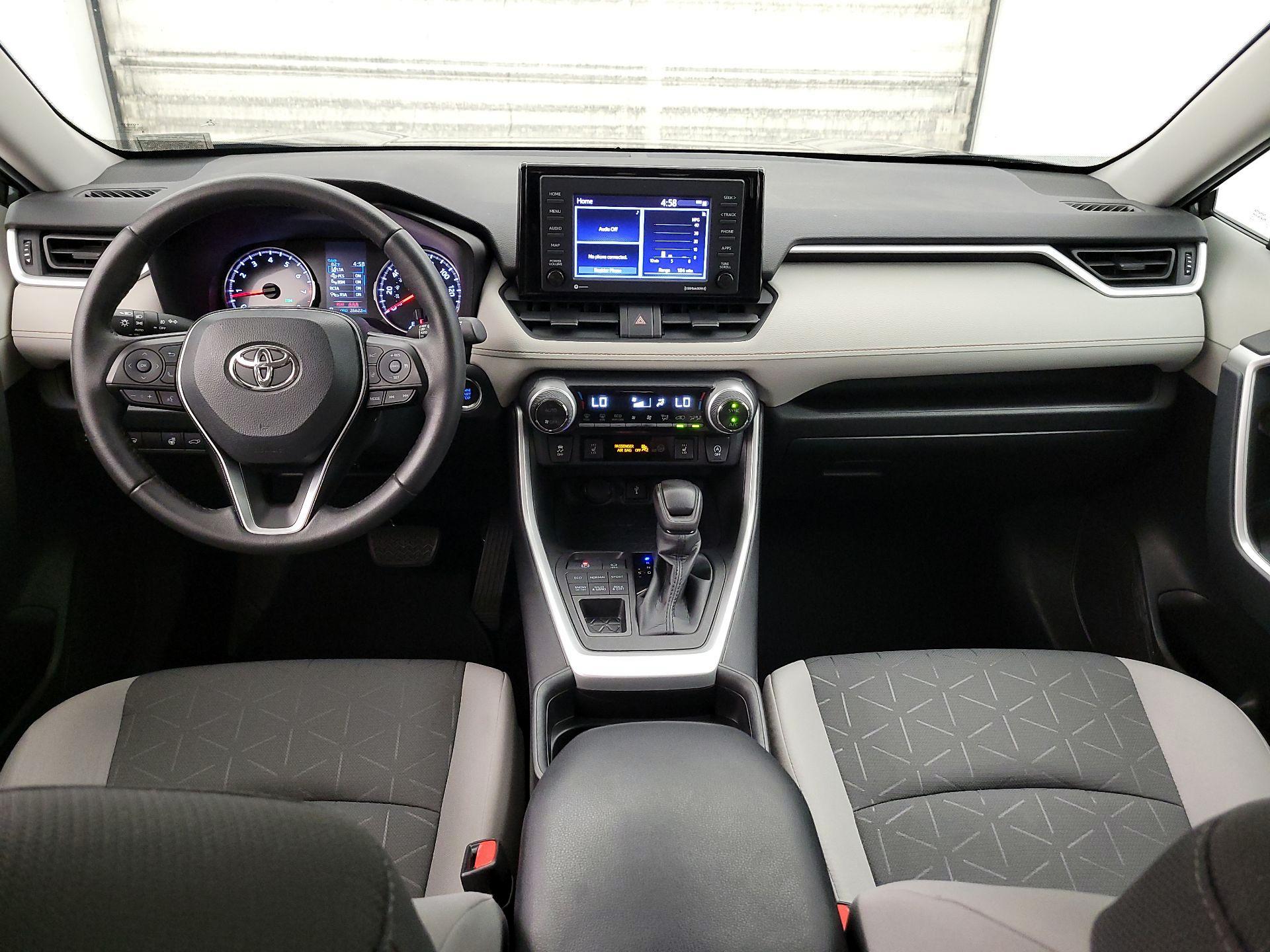 Thumbnail: 2021 Toyota RAV4 - 9
