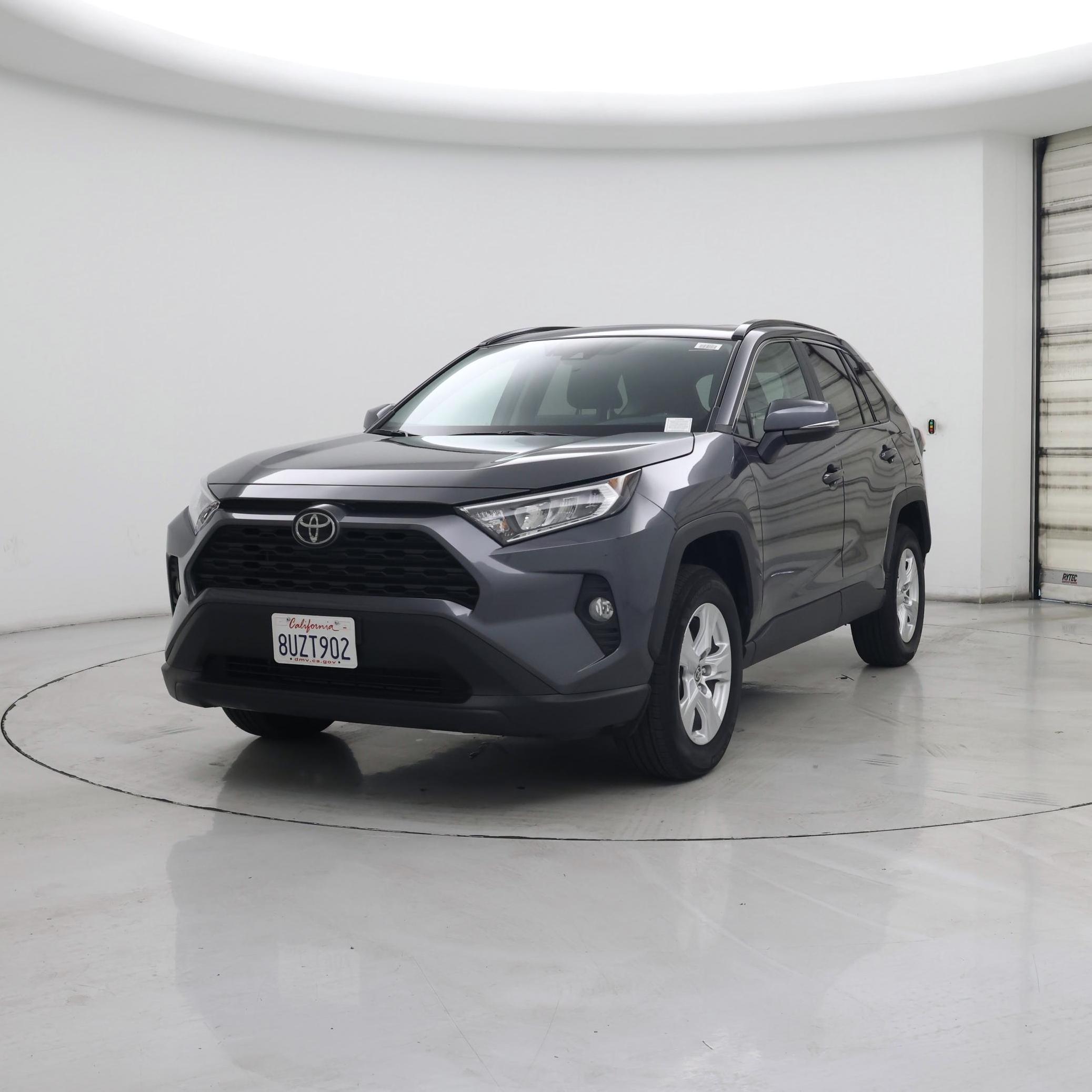 Thumbnail: 2021 Toyota RAV4 - 4