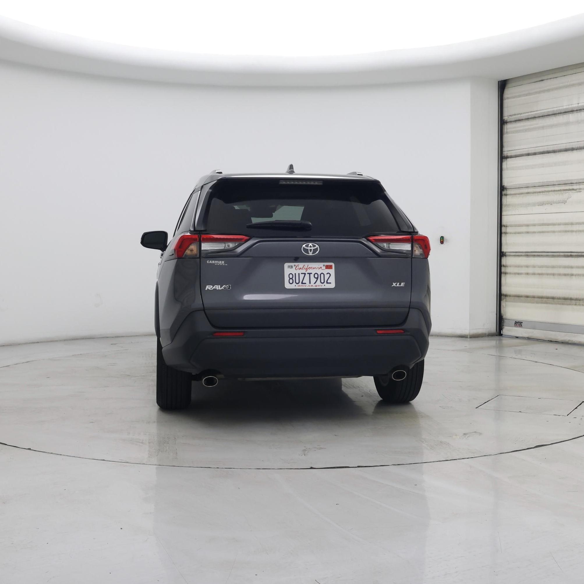 Thumbnail: 2021 Toyota RAV4 - 6