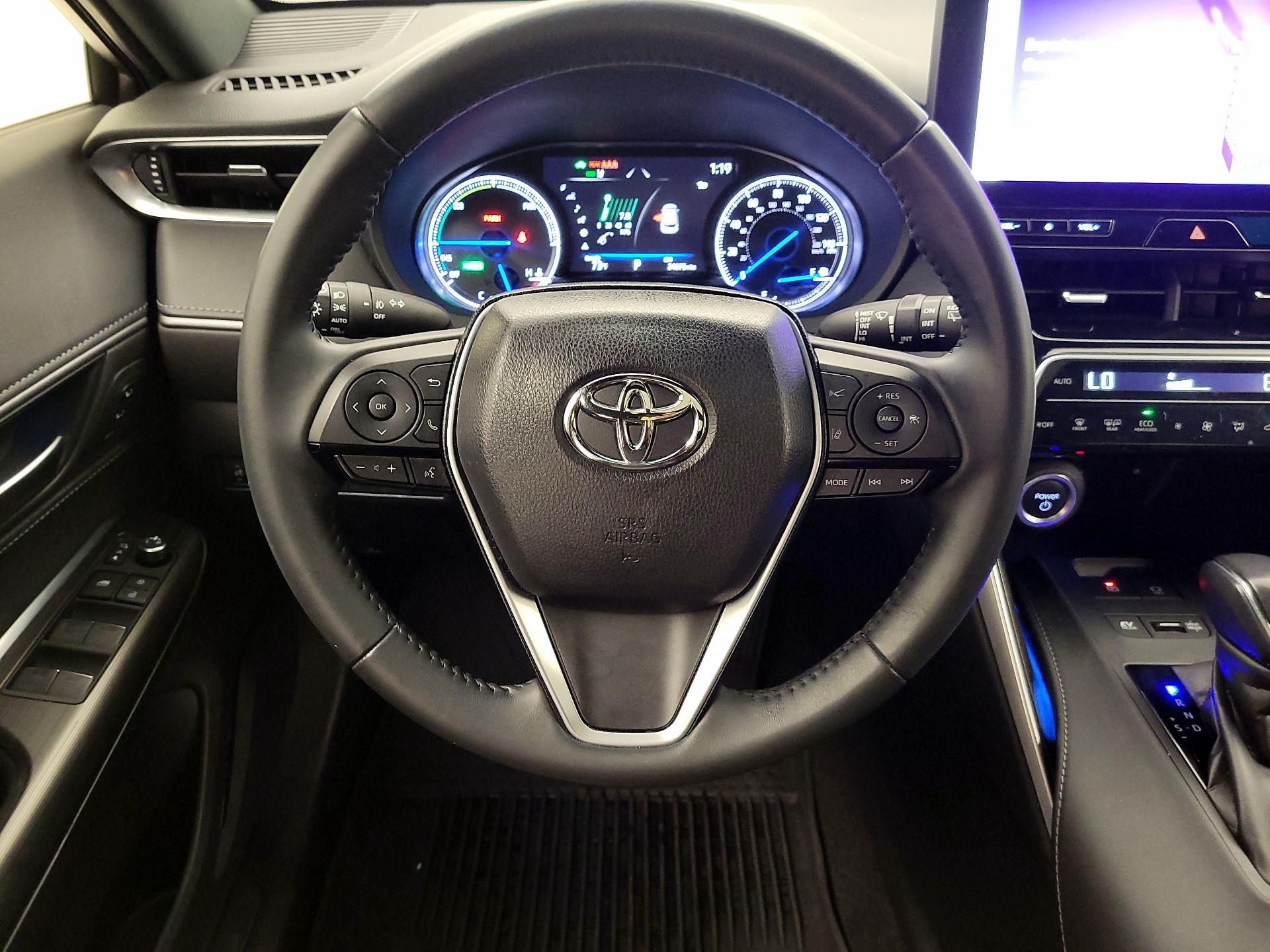 Thumbnail: 2024 Toyota Venza - 10