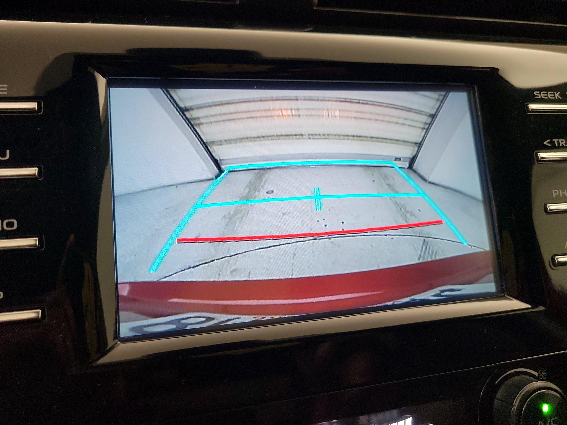 Thumbnail: 2019 Toyota Camry - 14