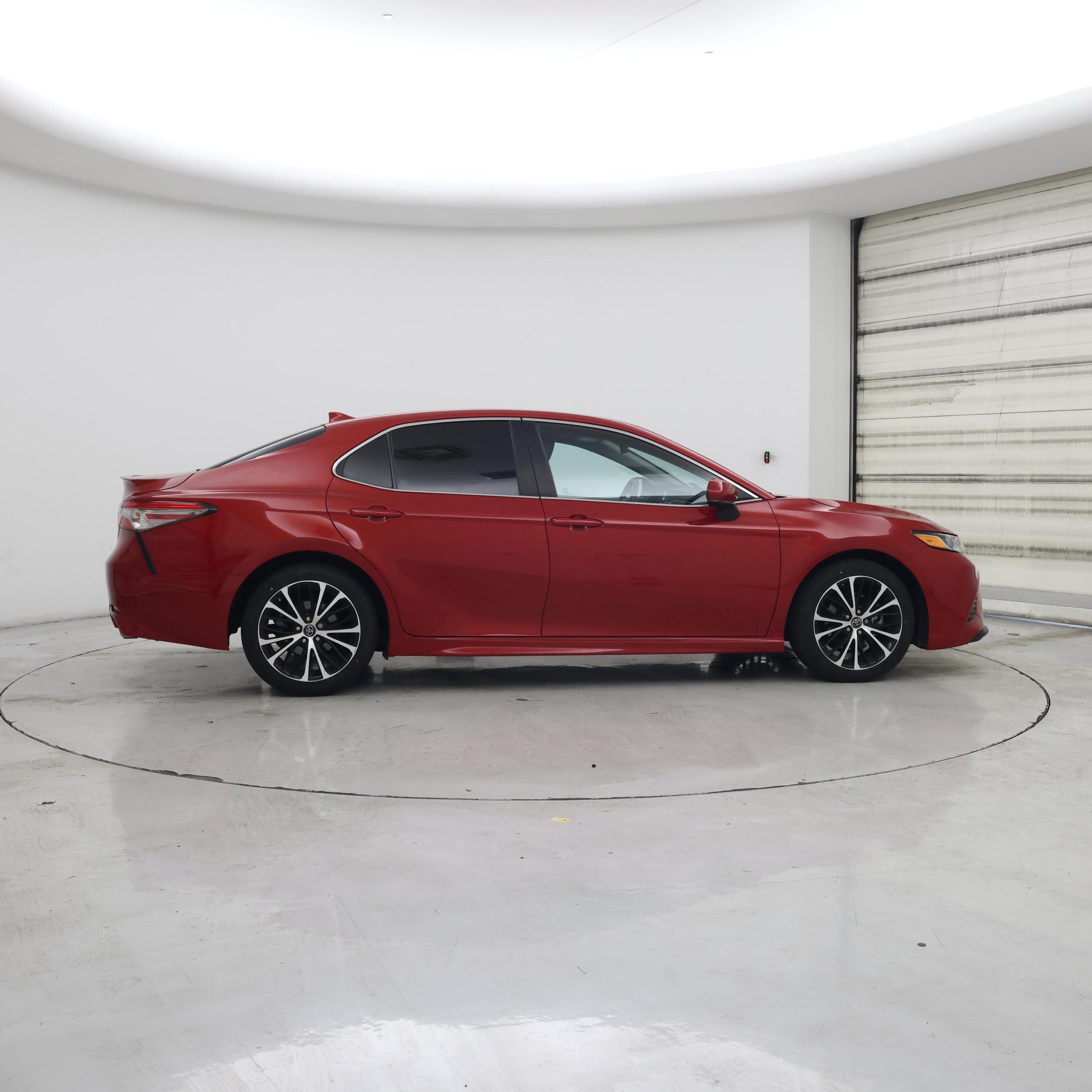 Thumbnail: 2019 Toyota Camry - 7