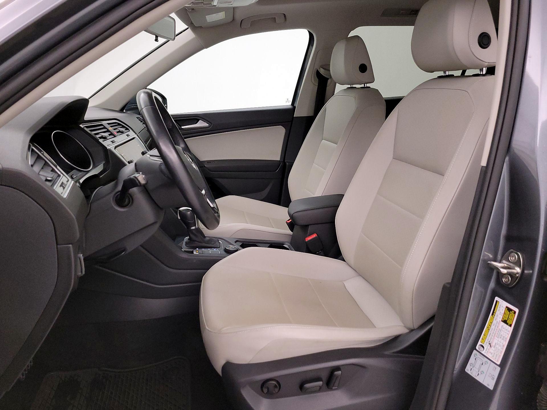Thumbnail: 2019 Volkswagen Tiguan - 11