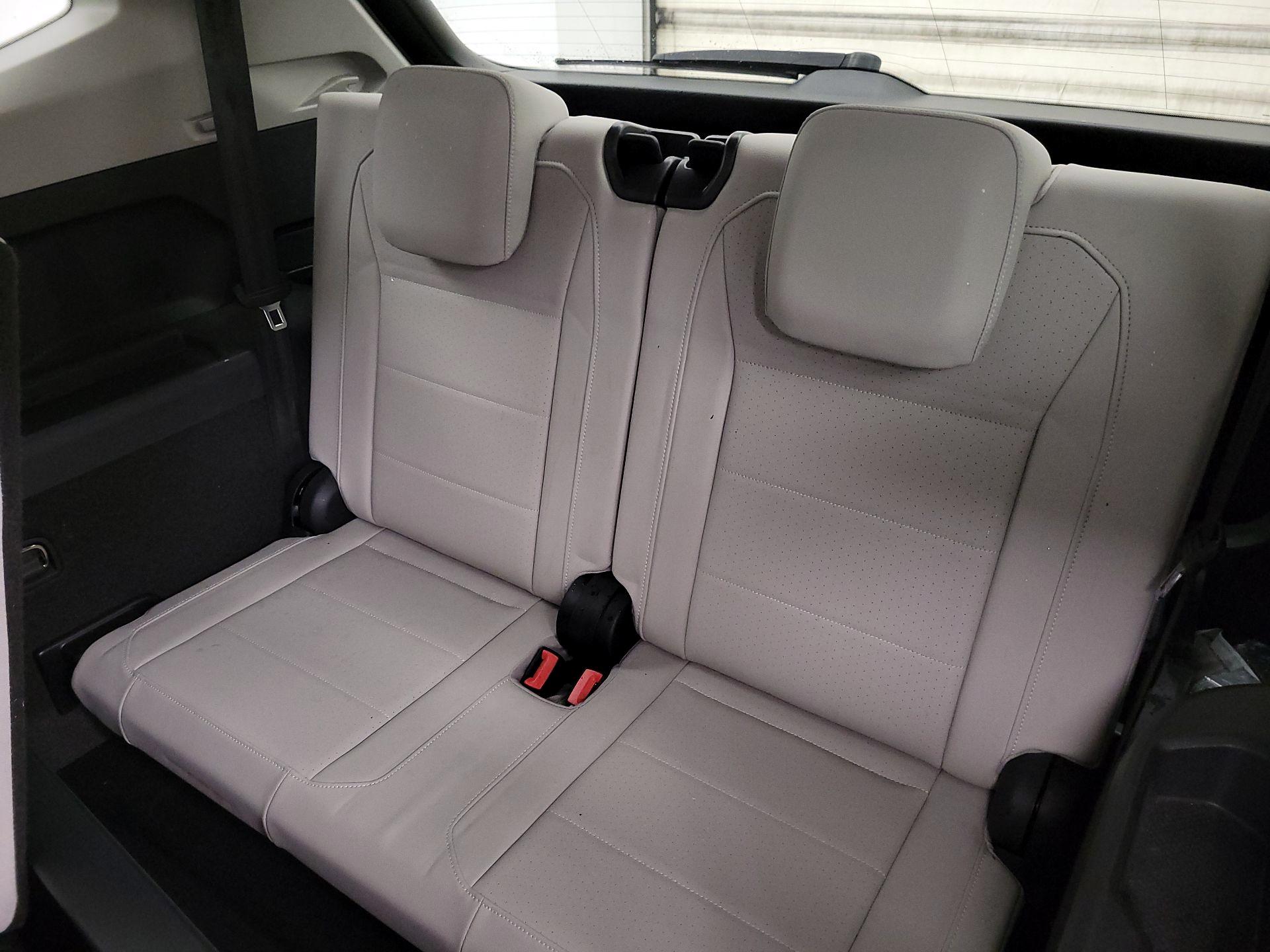 Thumbnail: 2019 Volkswagen Tiguan - 19