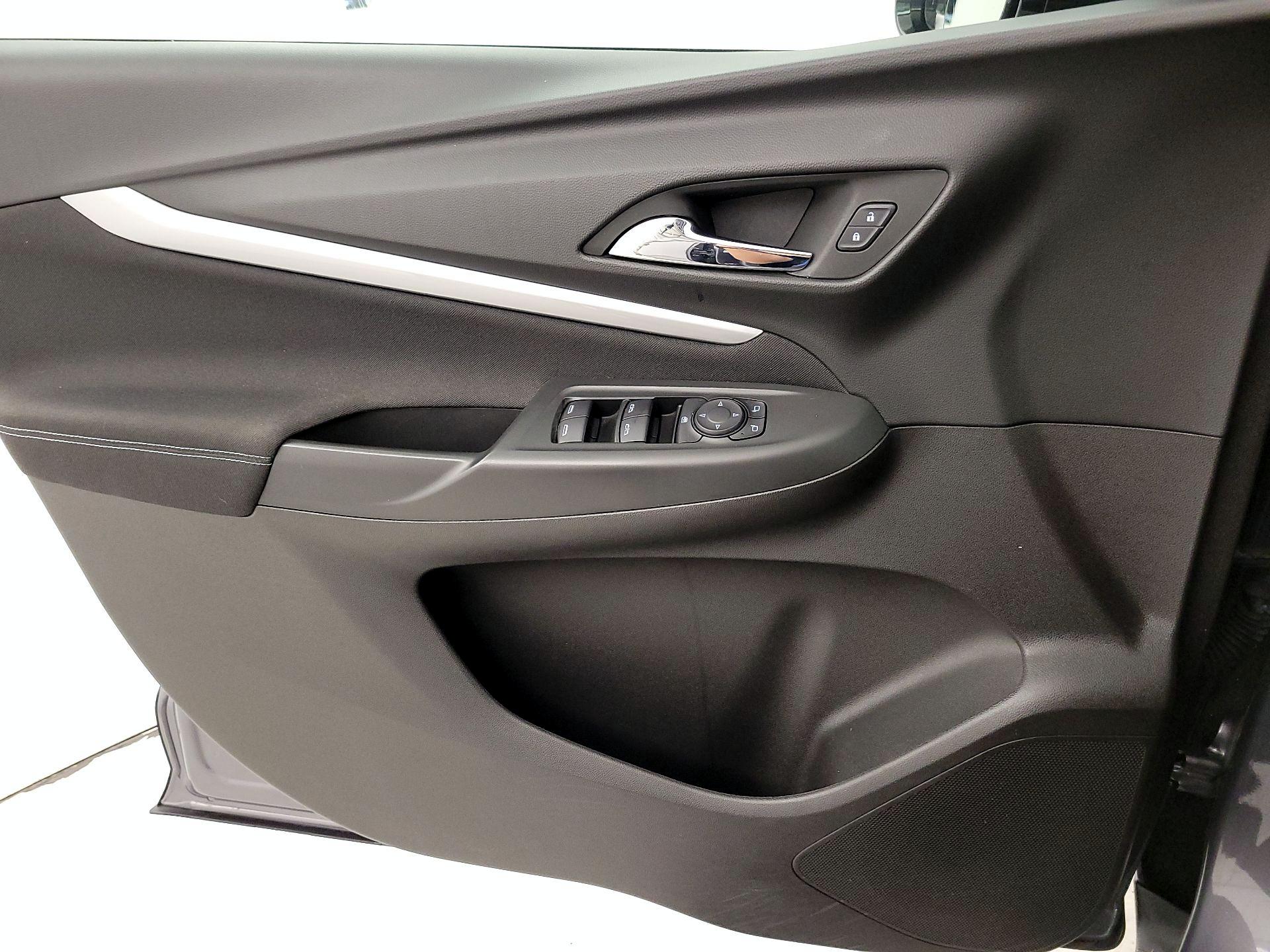 Thumbnail: 2023 Chevrolet Bolt EUV - 12
