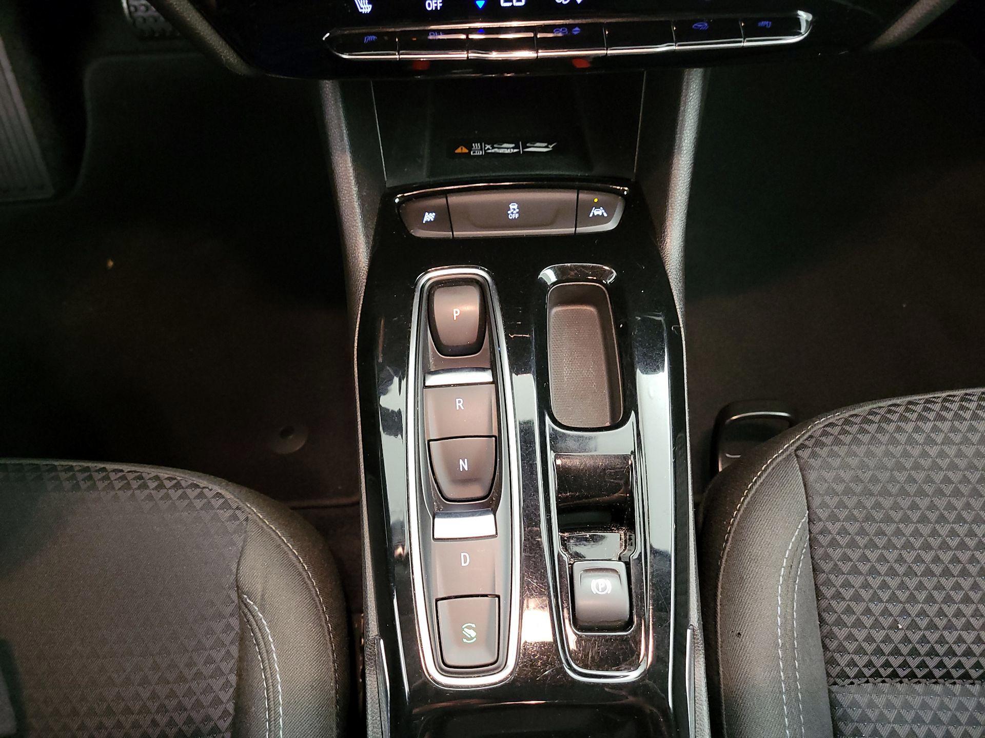 Thumbnail: 2023 Chevrolet Bolt EUV - 17