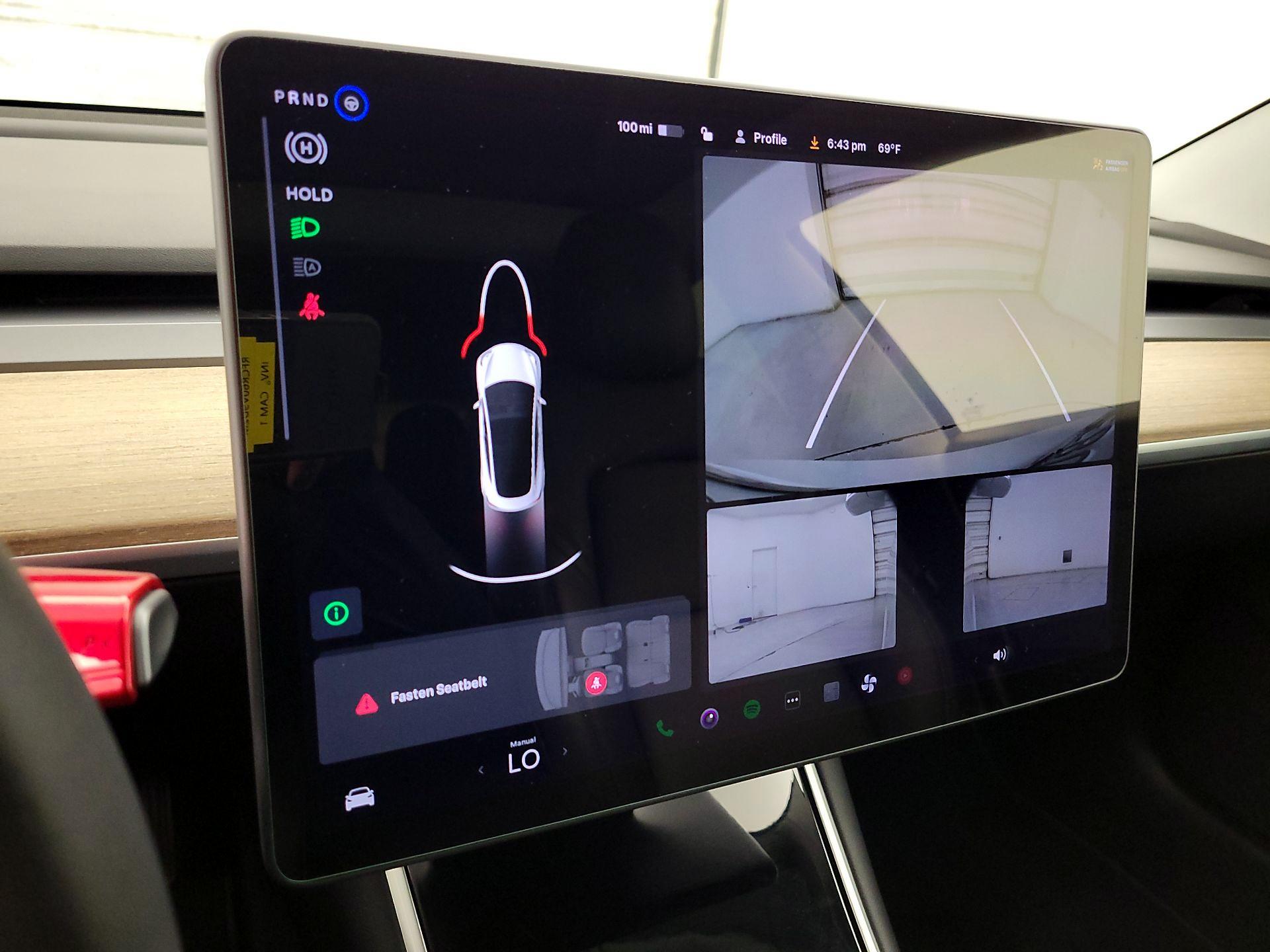 Thumbnail: 2020 Tesla Model 3 - 14