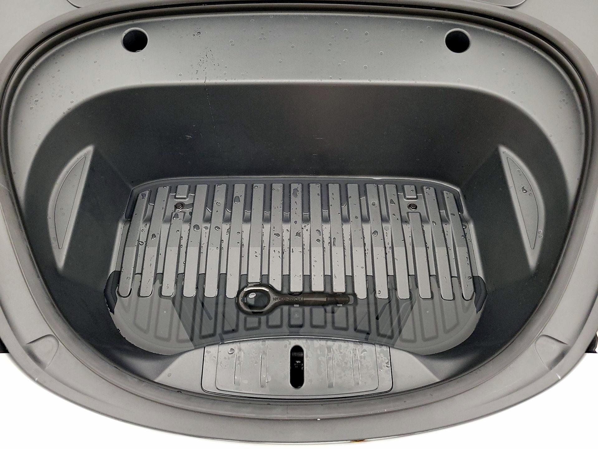 Thumbnail: 2020 Tesla Model 3 - 20