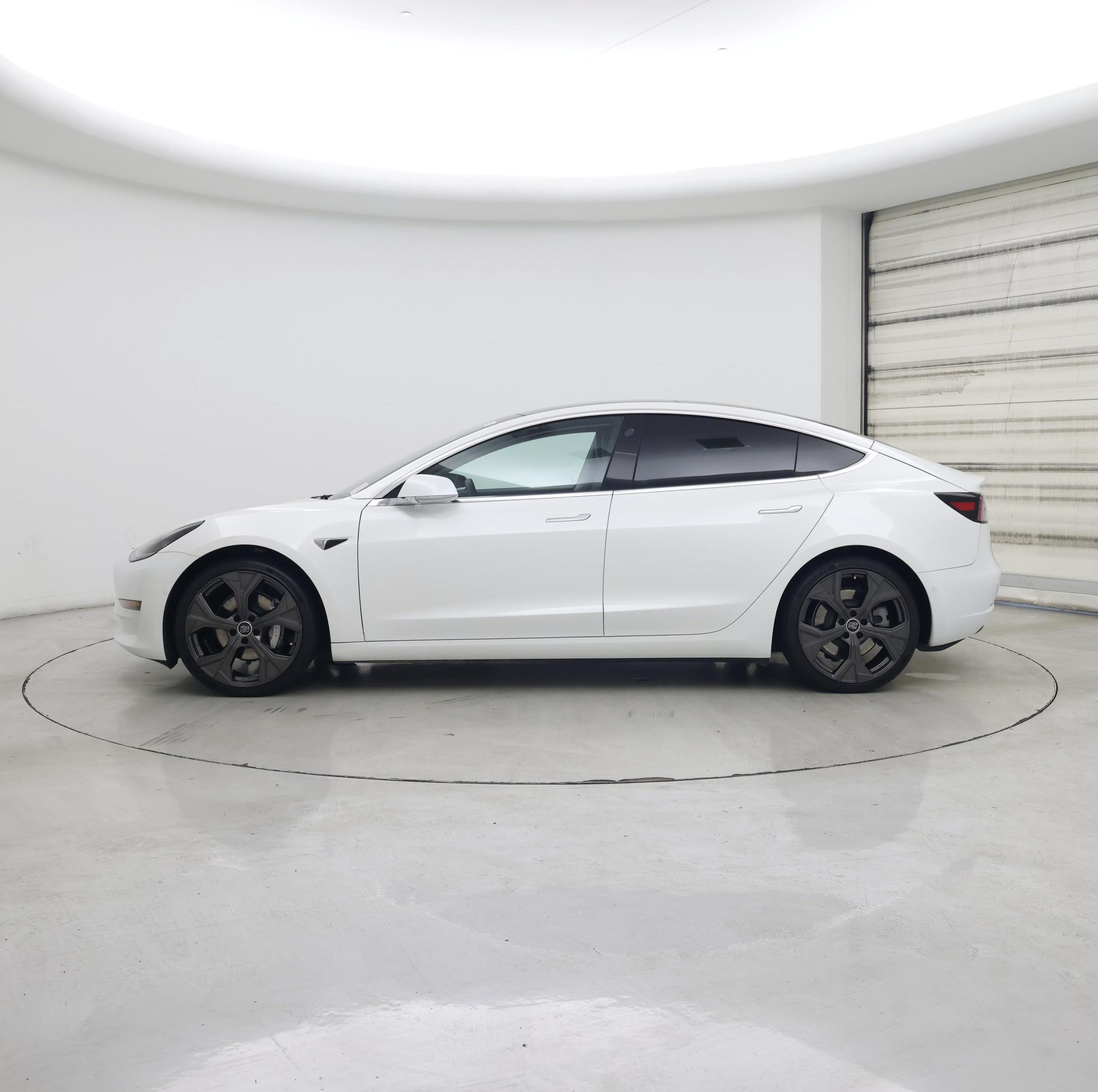 Thumbnail: 2020 Tesla Model 3 - 3