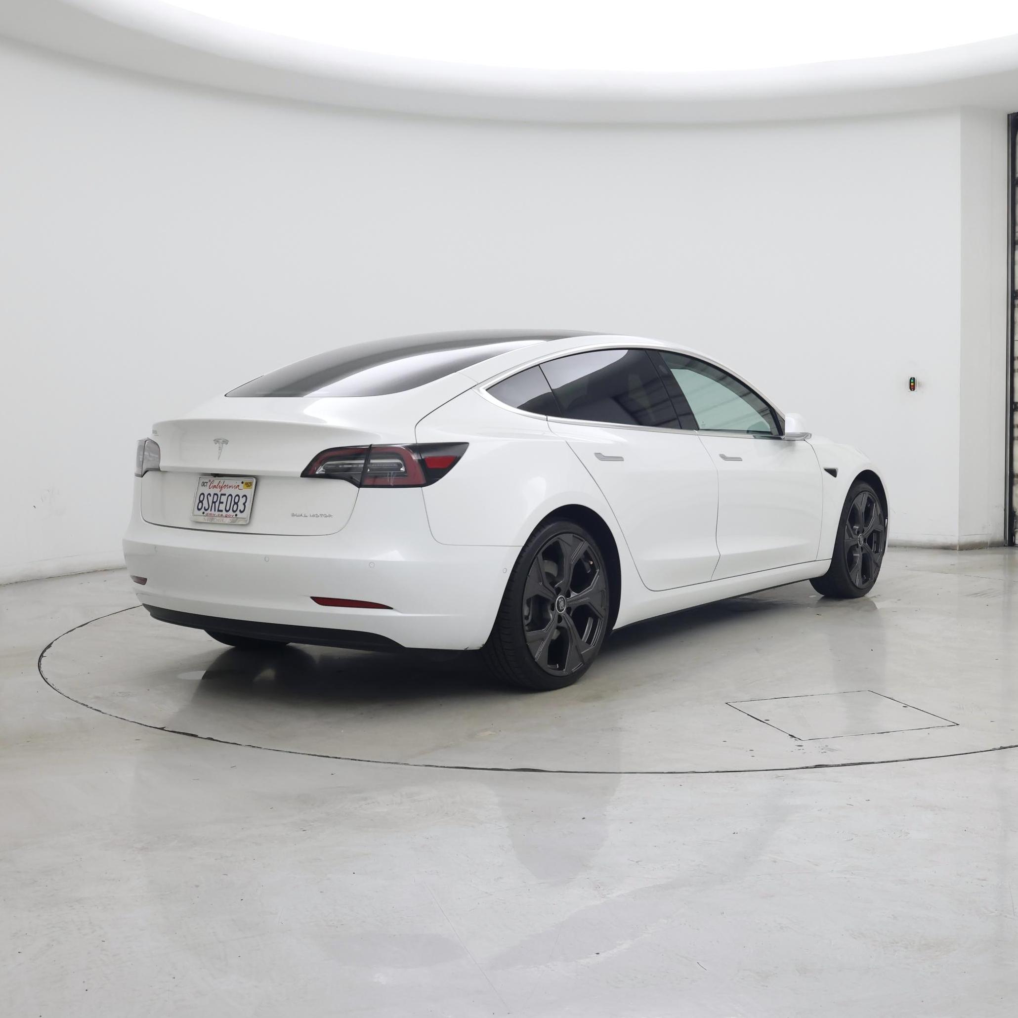 Thumbnail: 2020 Tesla Model 3 - 8