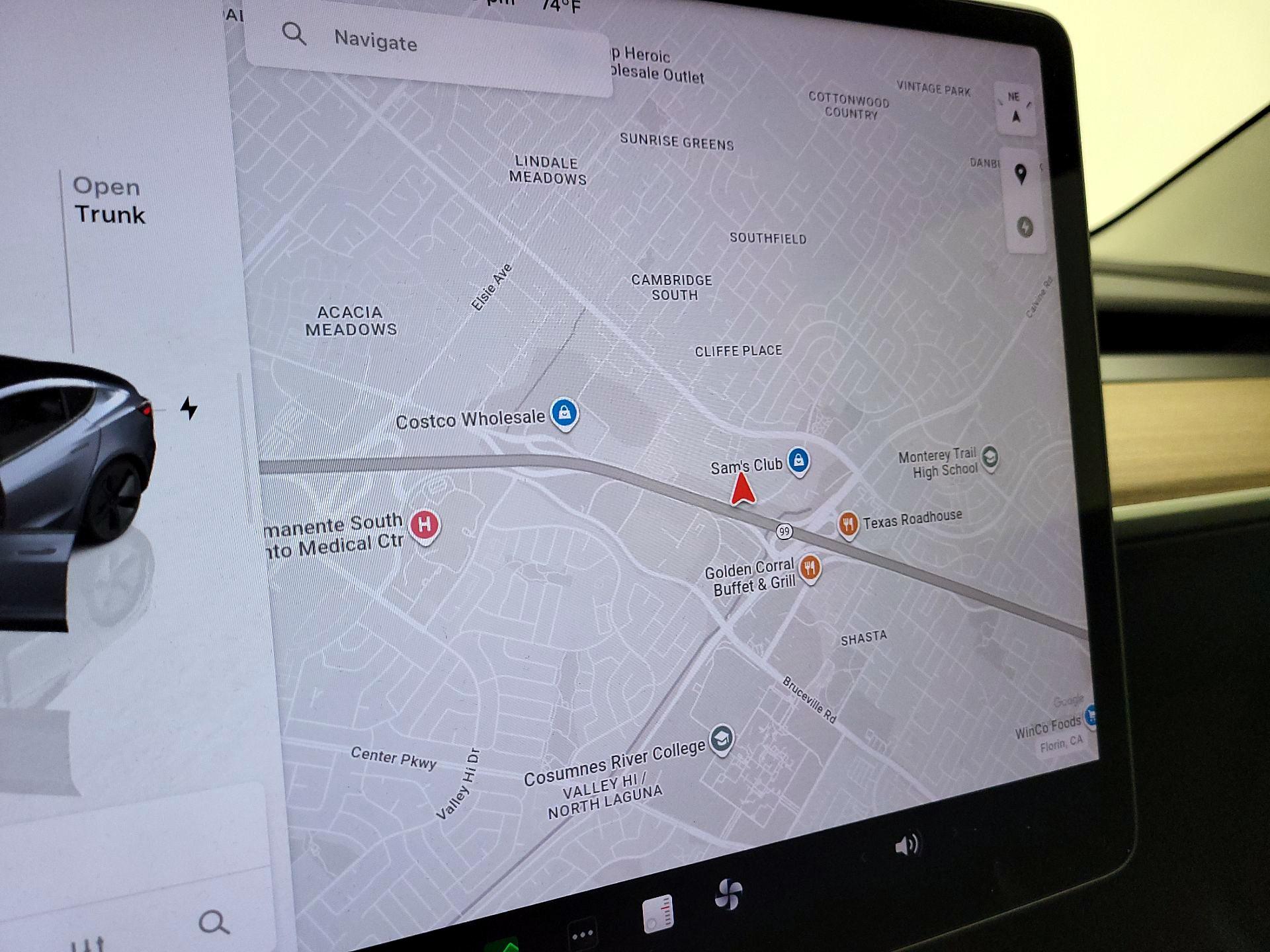 Thumbnail: 2023 Tesla Model 3 - 13