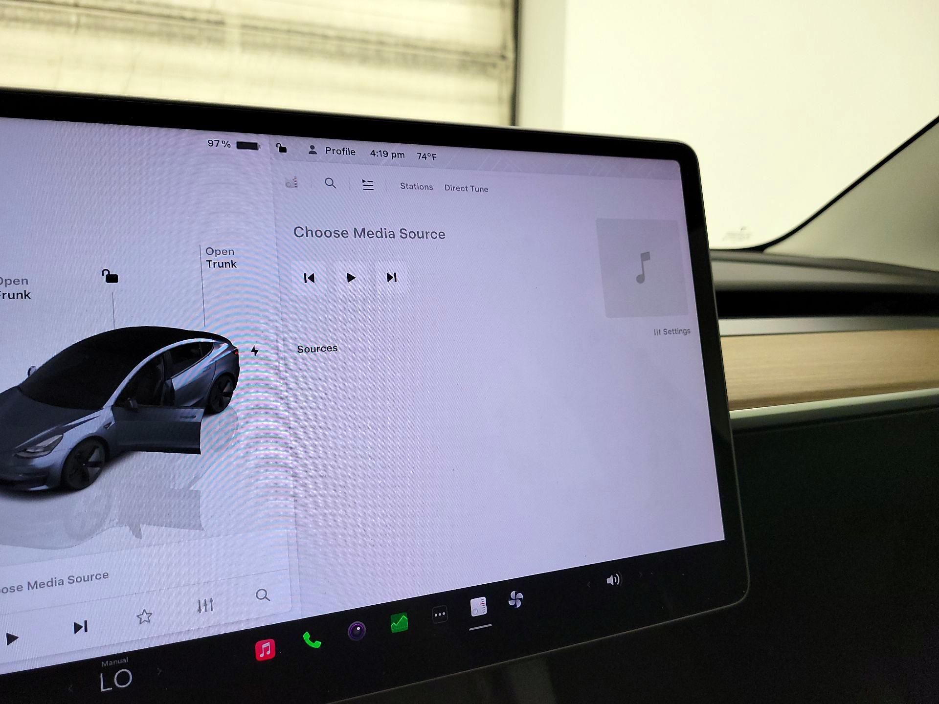 Thumbnail: 2023 Tesla Model 3 - 15
