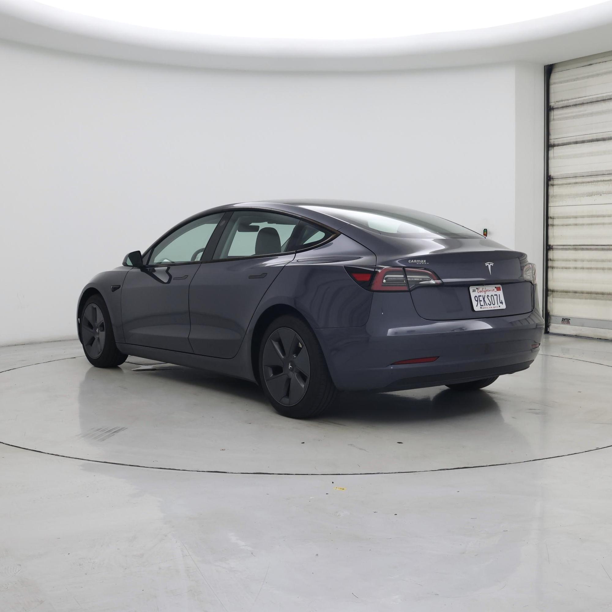 Thumbnail: 2023 Tesla Model 3 - 2