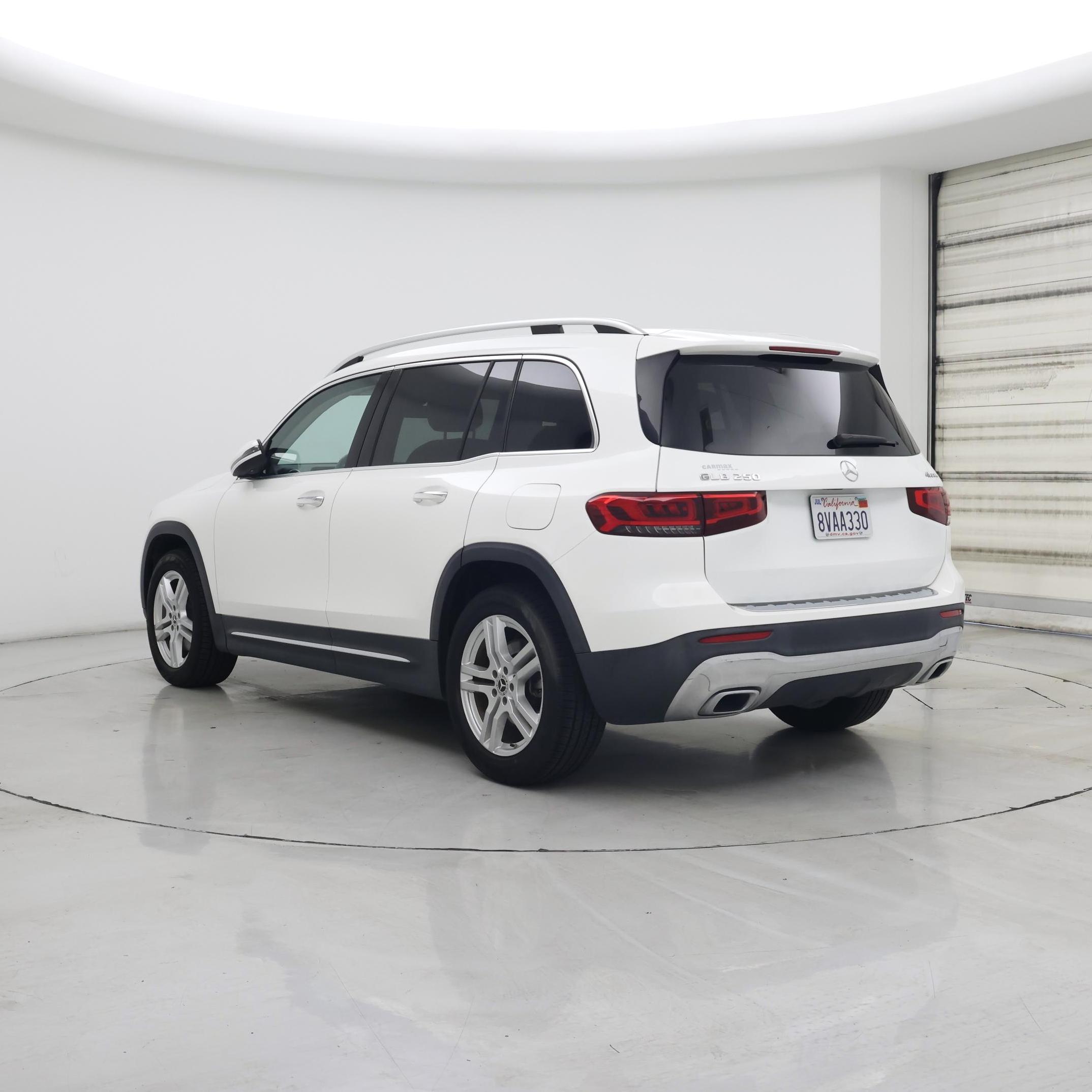 Thumbnail: 2020 Mercedes-Benz GLB - 2