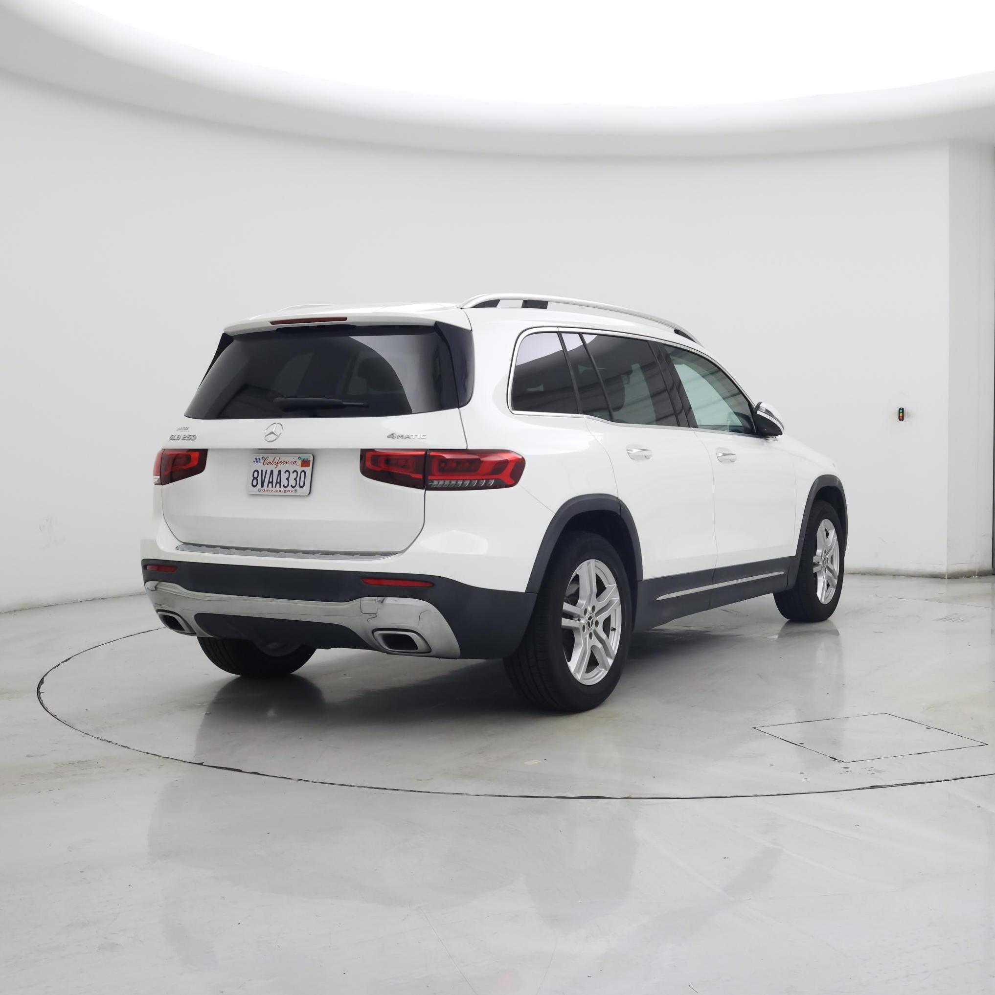 Thumbnail: 2020 Mercedes-Benz GLB - 8