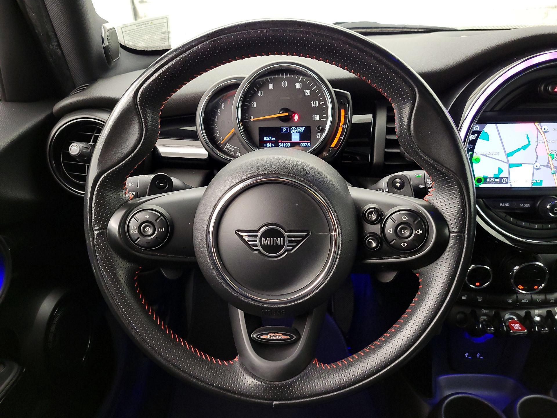 Thumbnail: 2020 MINI Cooper Hardtop - 10