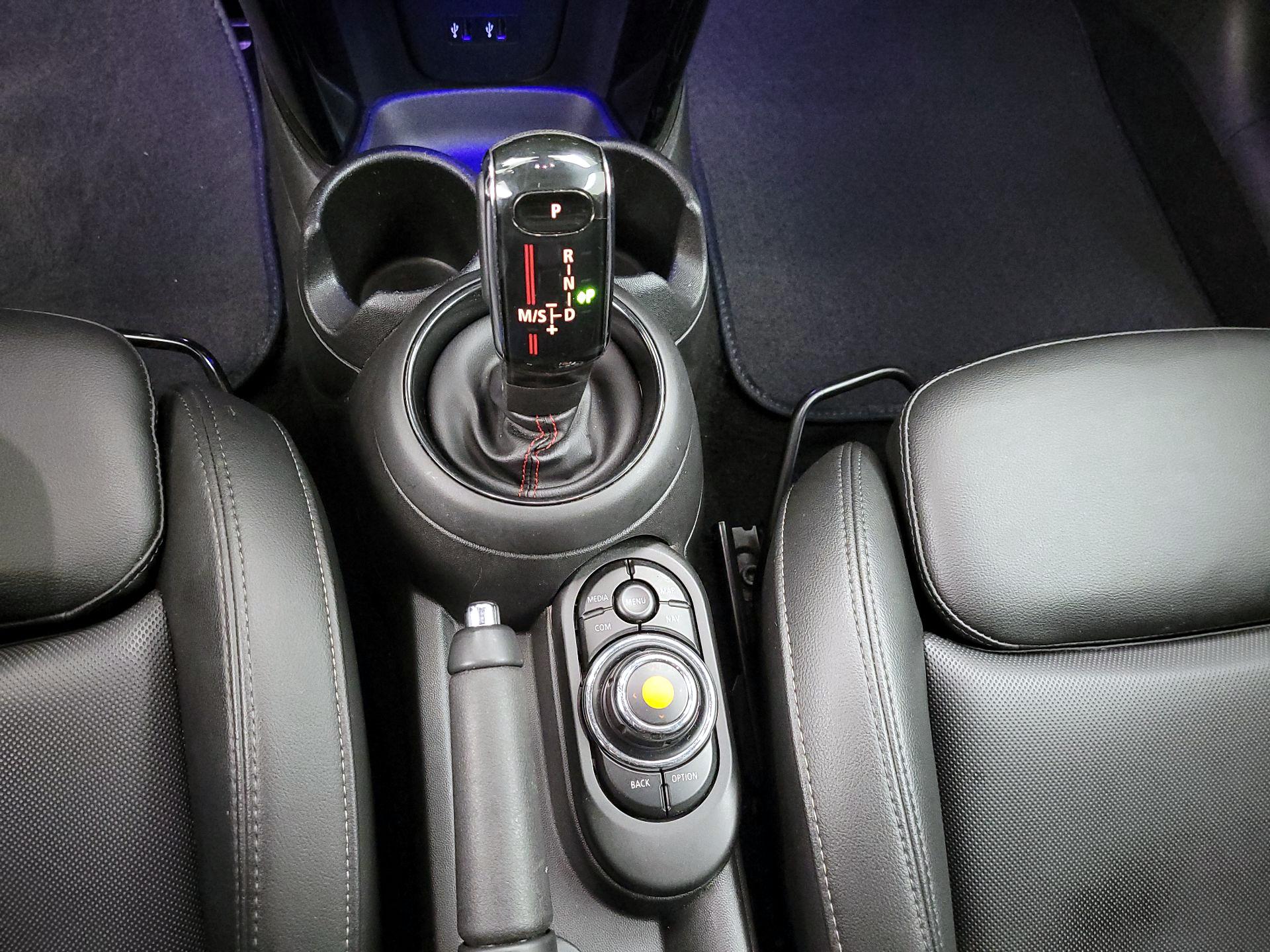 Thumbnail: 2020 MINI Cooper Hardtop - 18