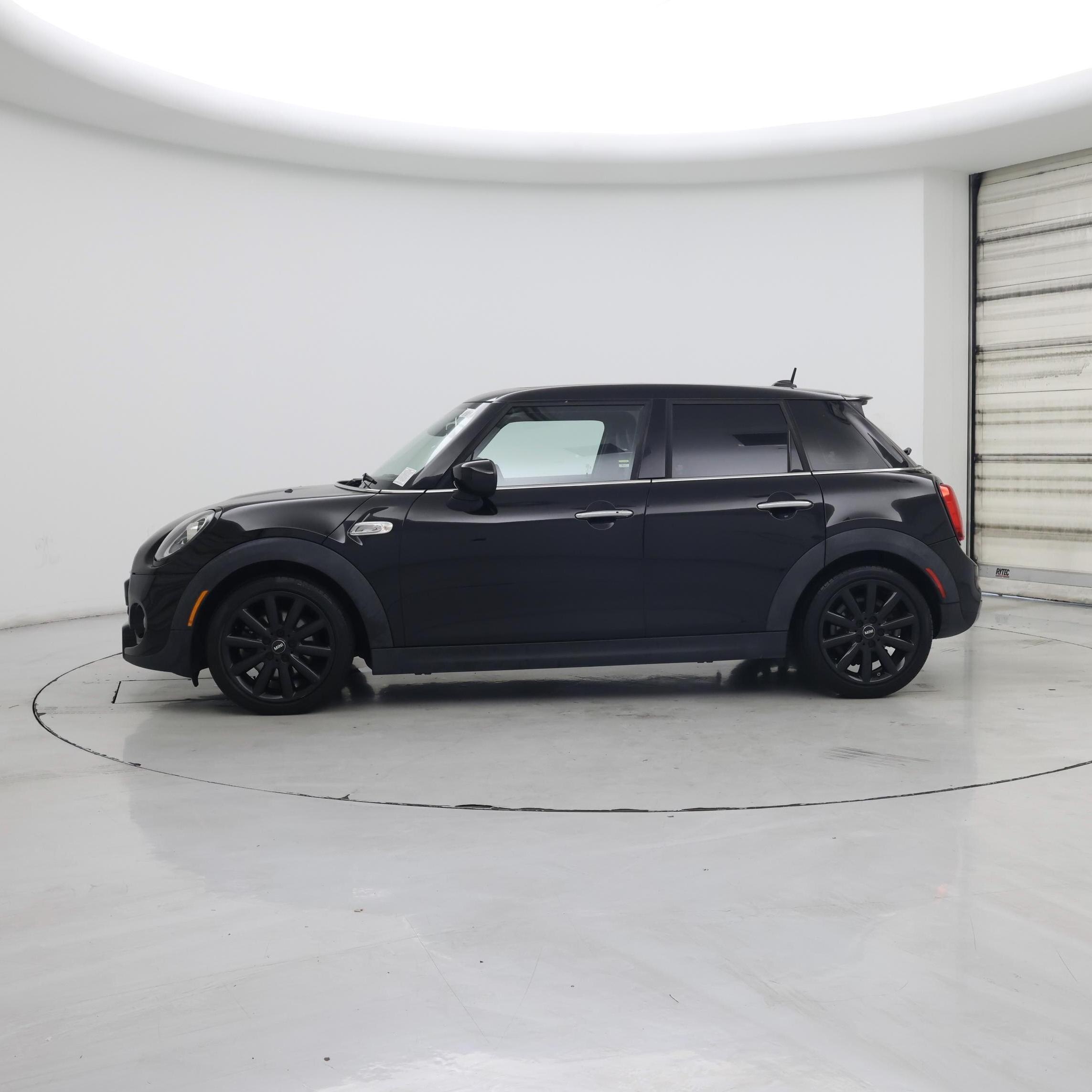 Thumbnail: 2020 MINI Cooper Hardtop - 3