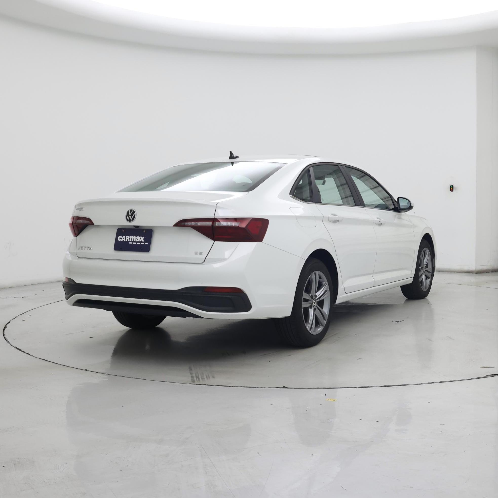 Thumbnail: 2024 Volkswagen Jetta - 8