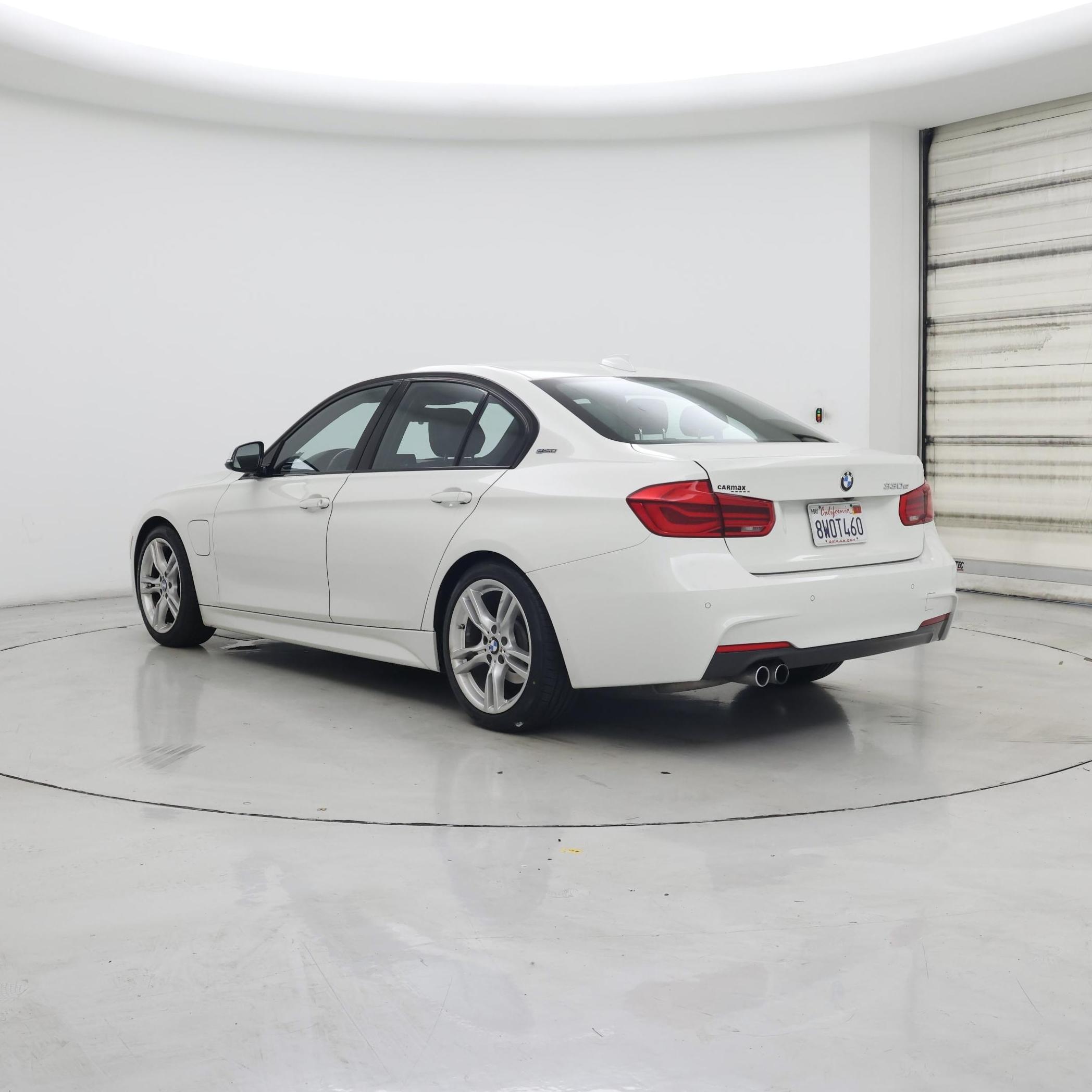 Thumbnail: 2018 BMW 3 Series - 2