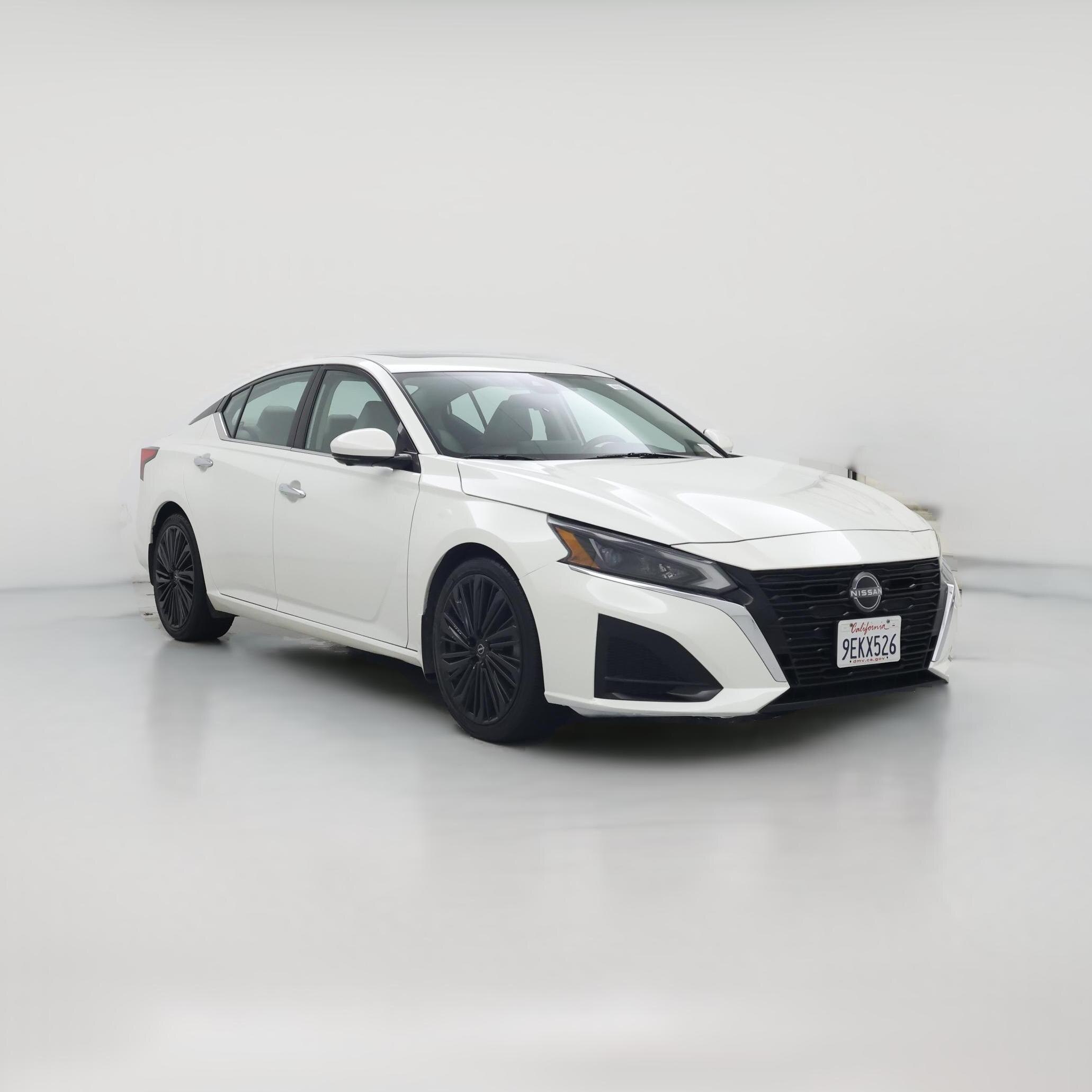 Thumbnail: 2023 Nissan Altima - 1